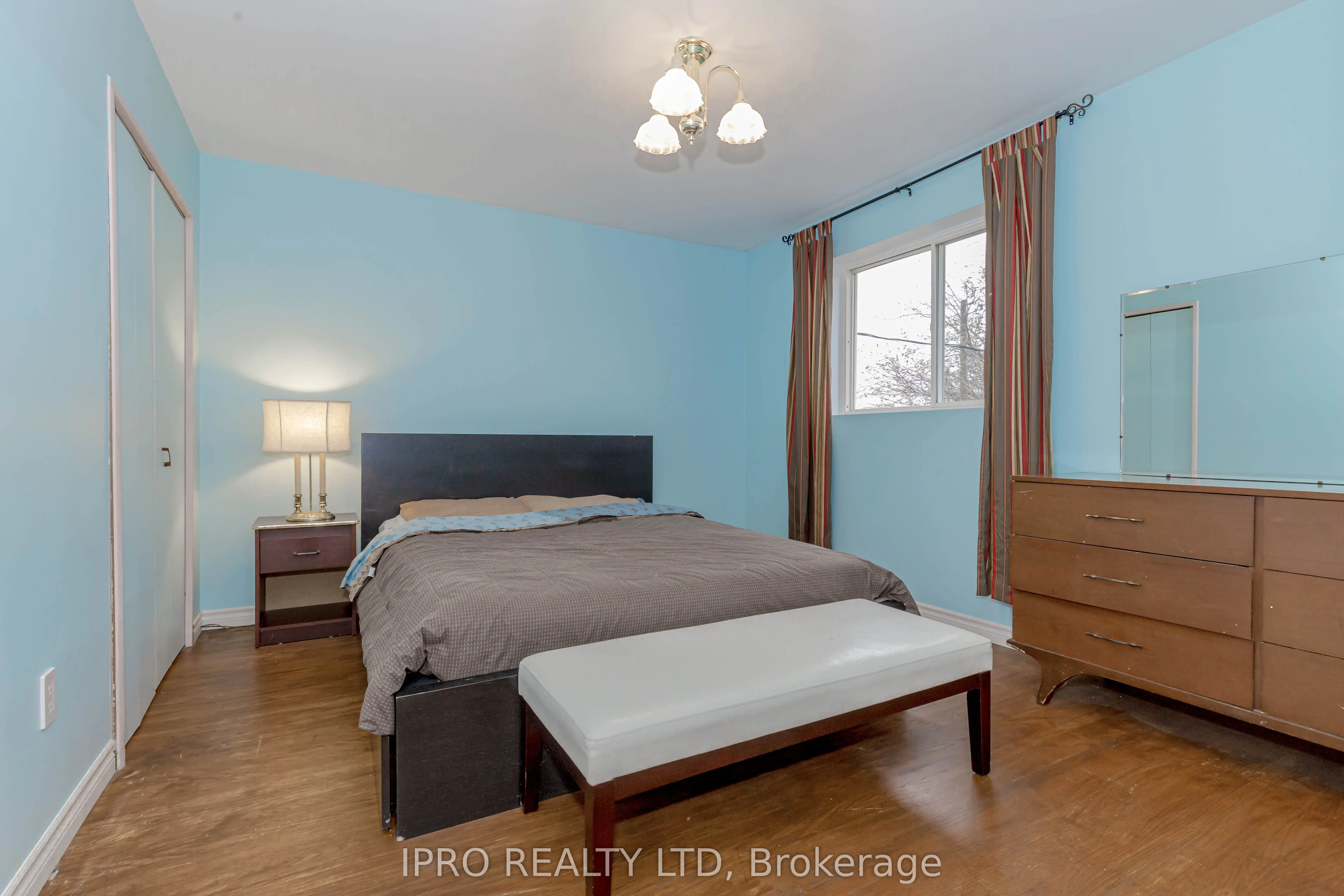 95 Willowridge Road