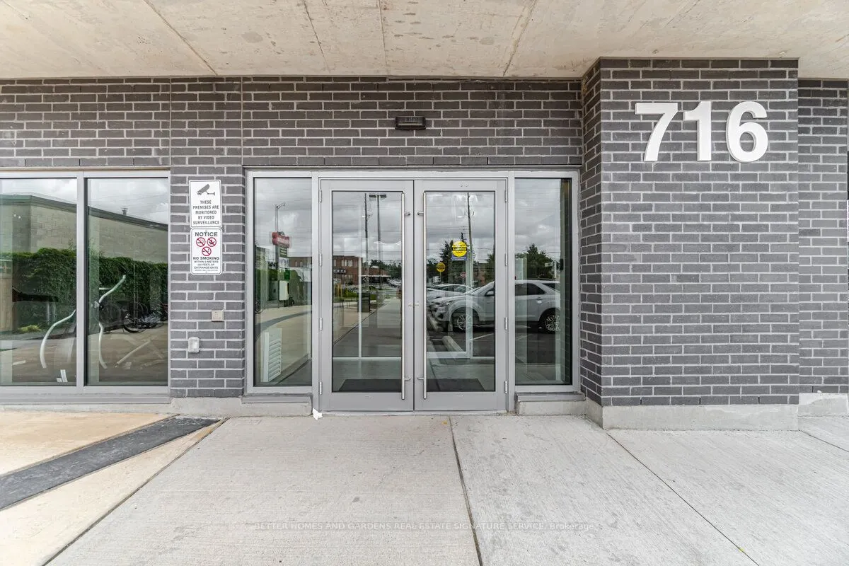 716 Main Street E, #907