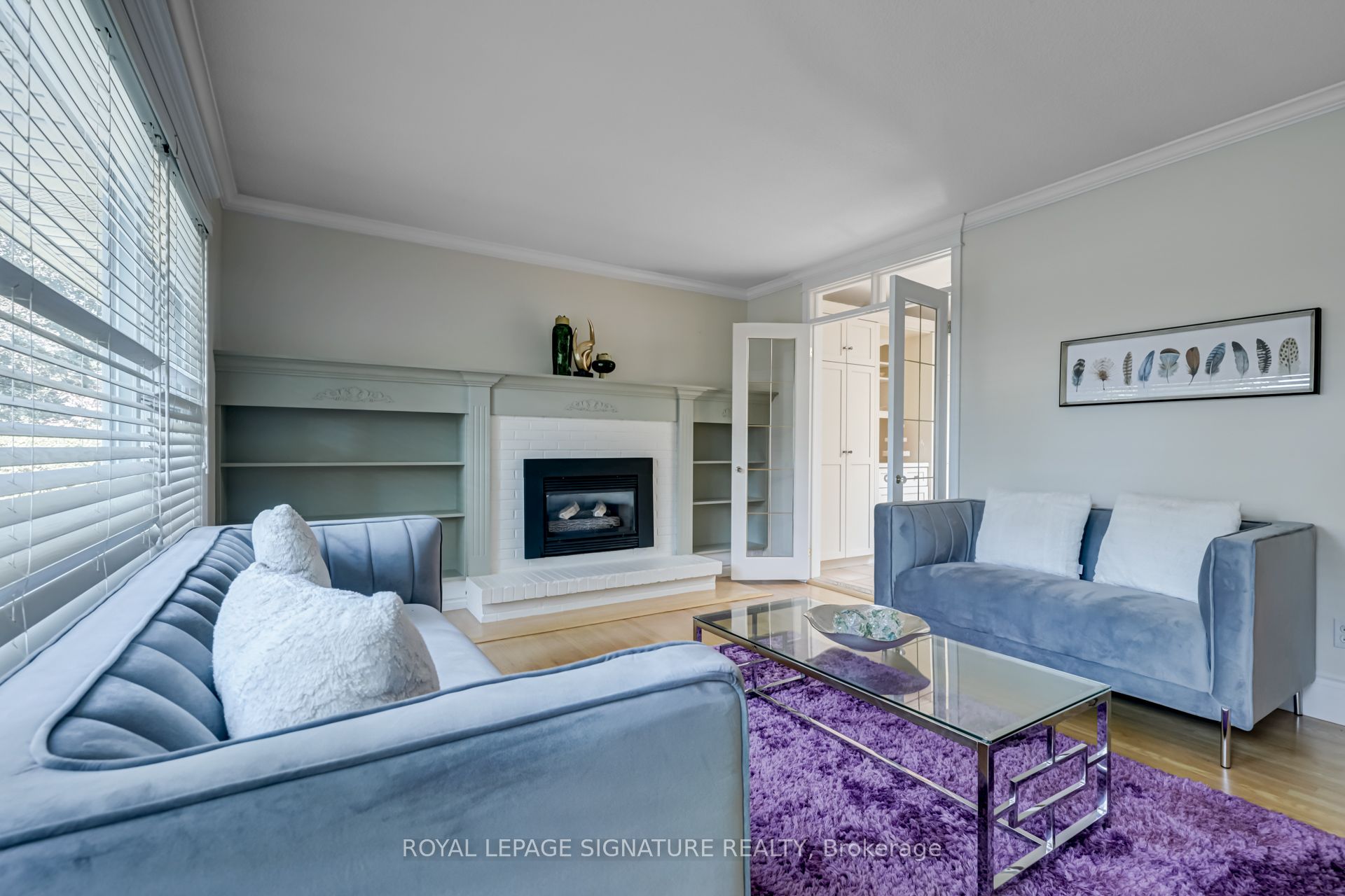 383 Maplehurst Avenue
