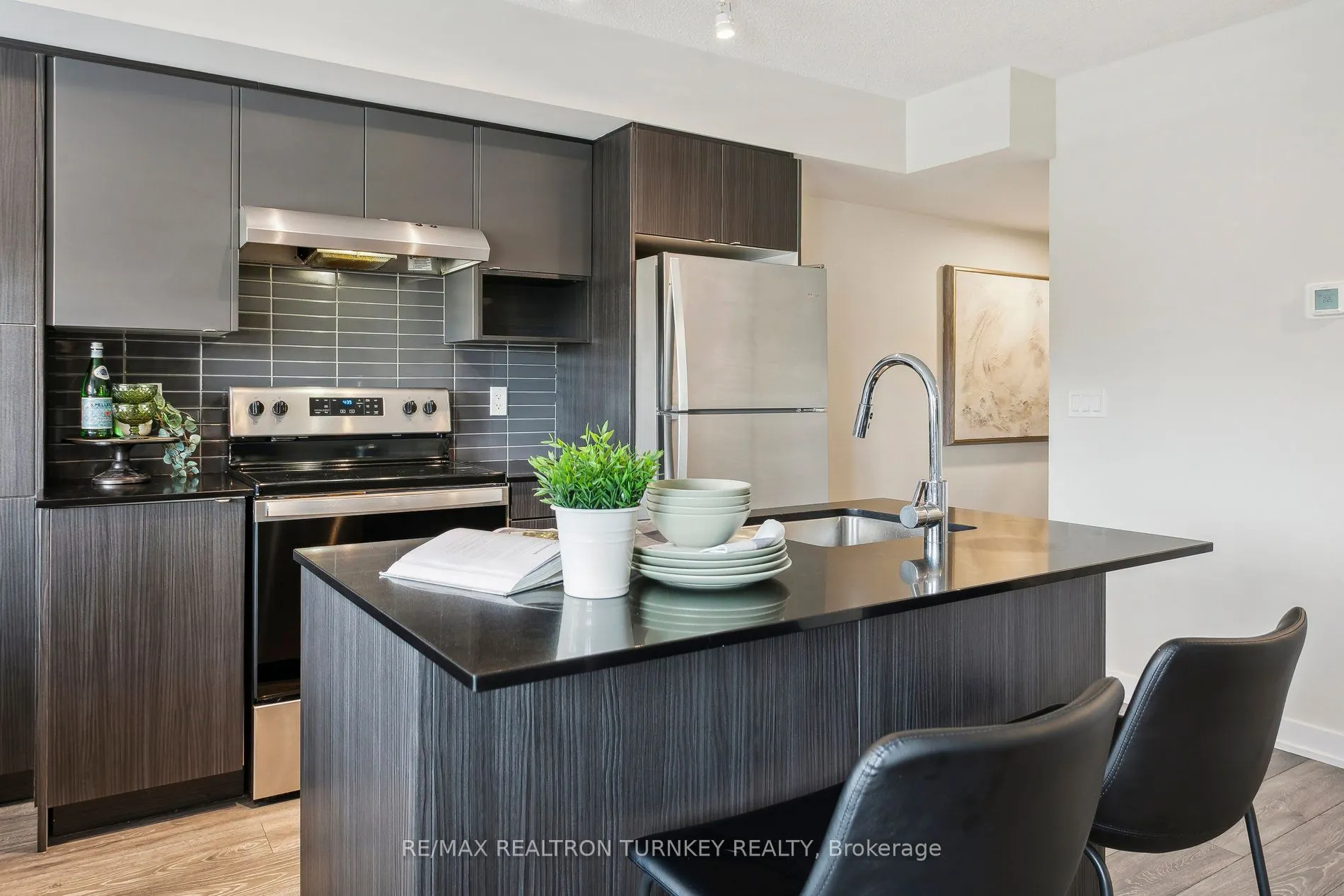 1135 Cooke Boulevard, #116
