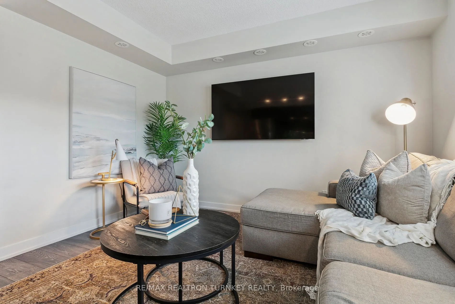 1135 Cooke Boulevard, #116