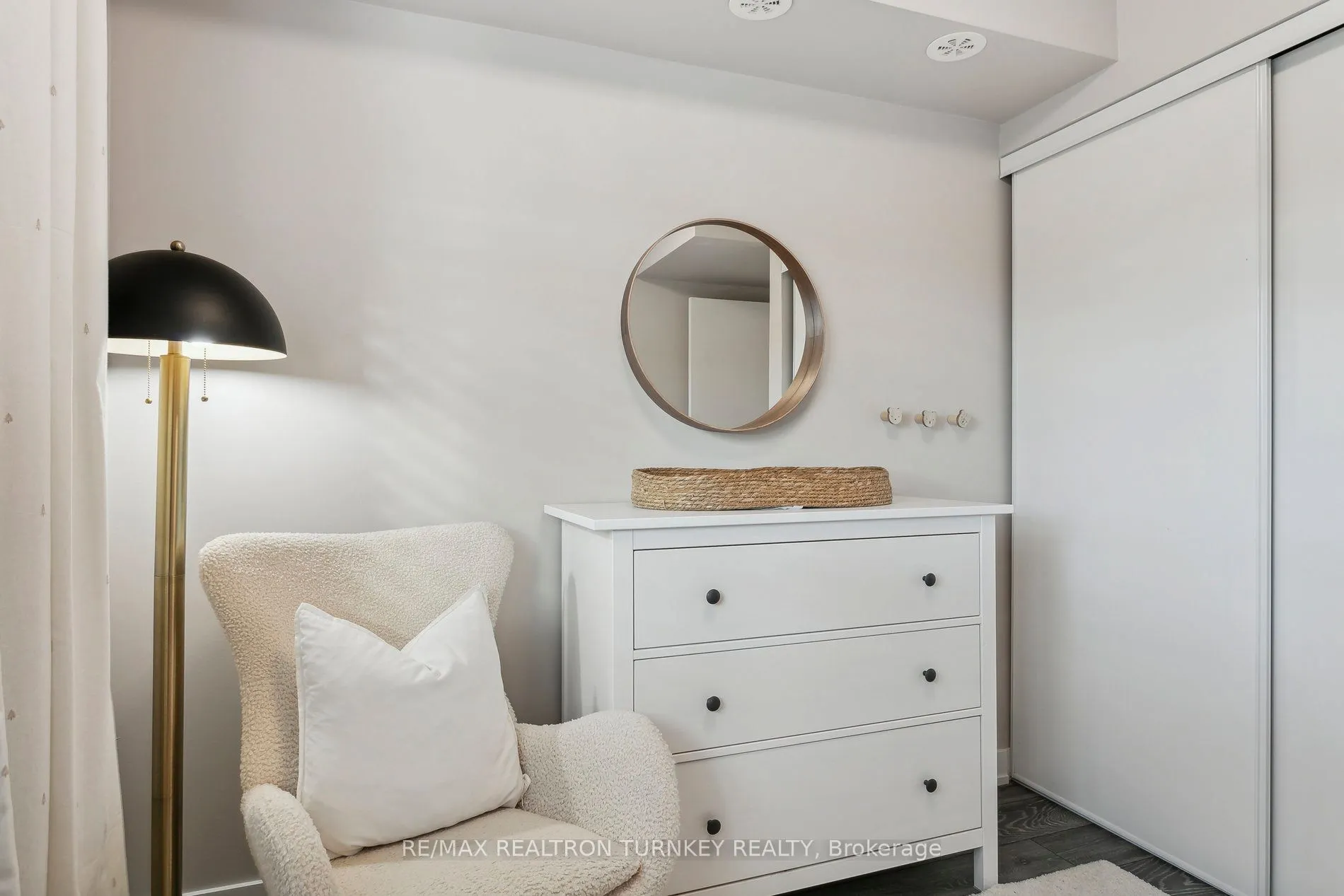 1135 Cooke Boulevard, #116