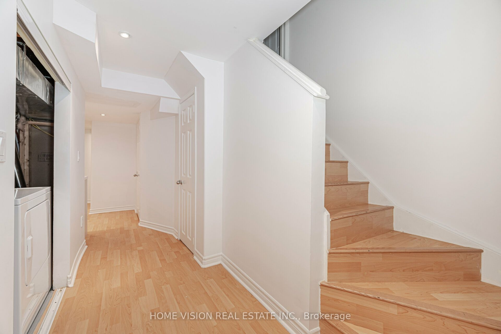 3120 Wrigglesworth Crescent