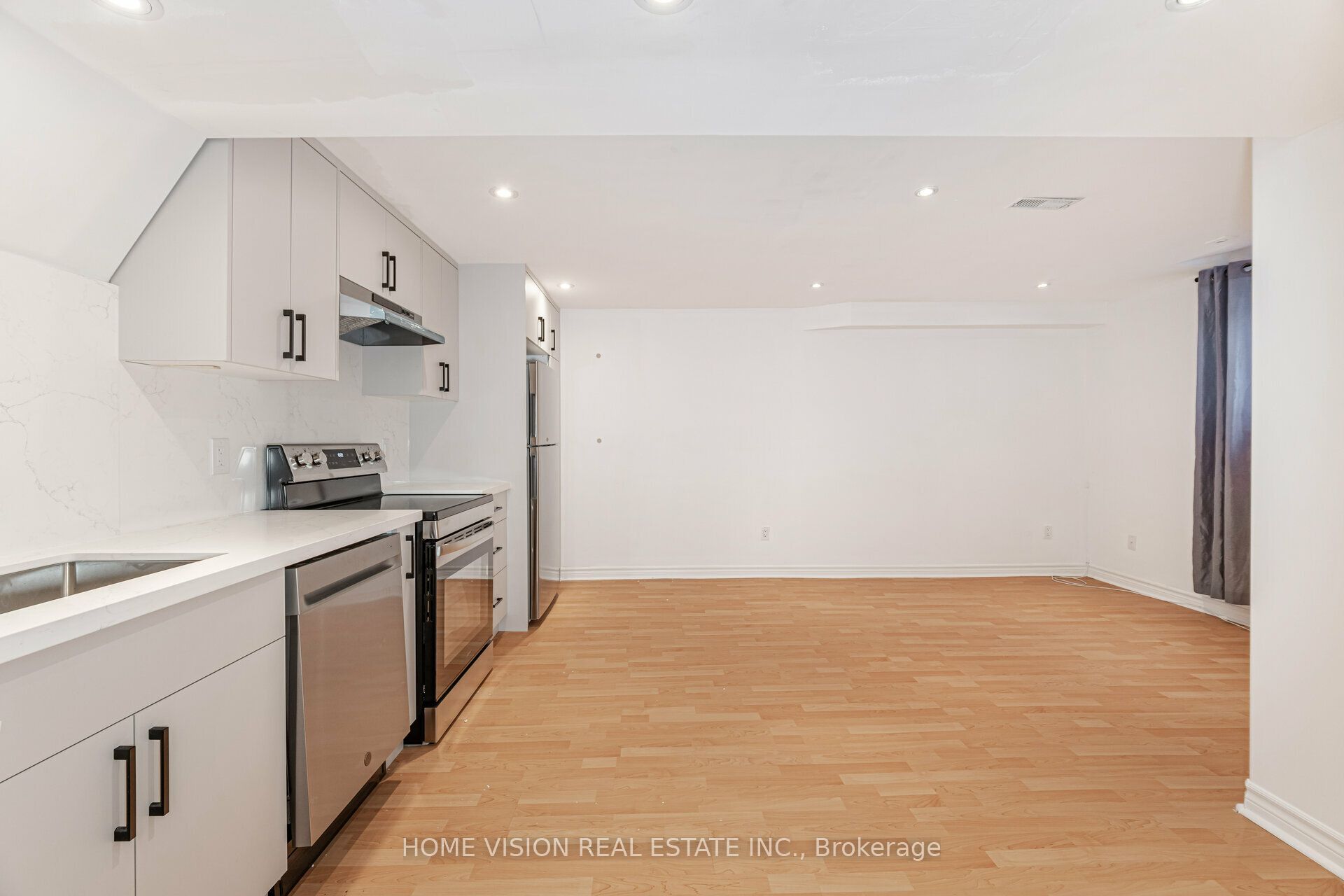 3120 Wrigglesworth Crescent