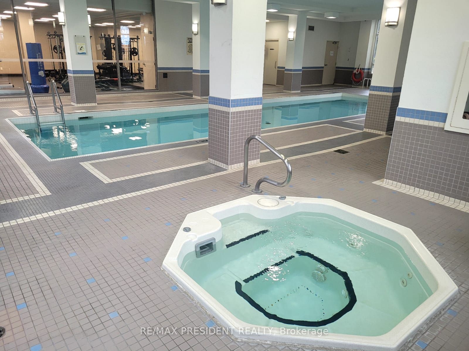 3504 Hurontario Street E, #801