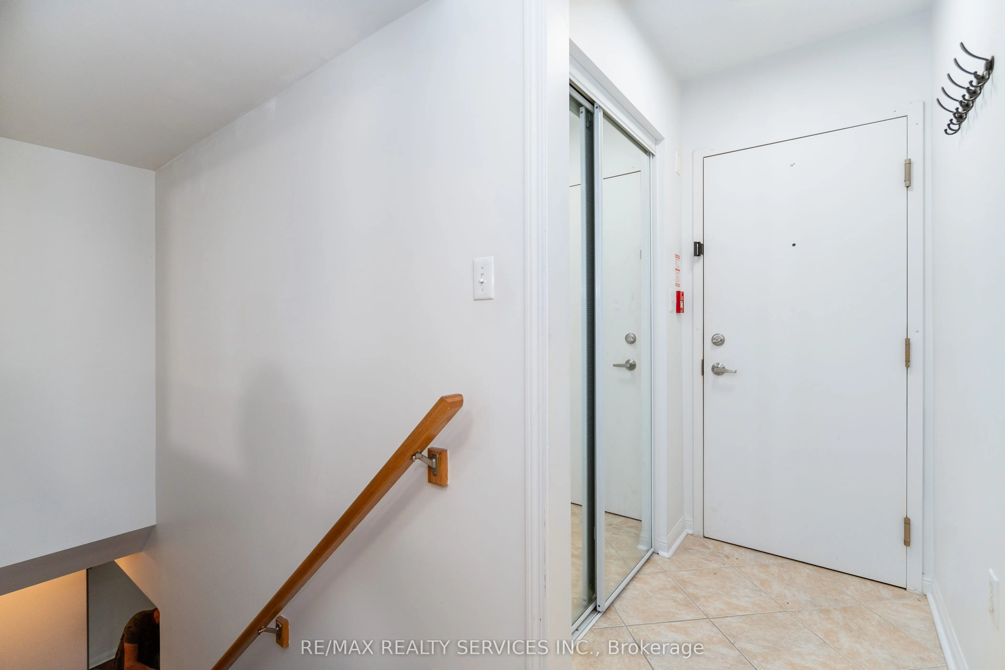 3032 Clayhill Road, #1