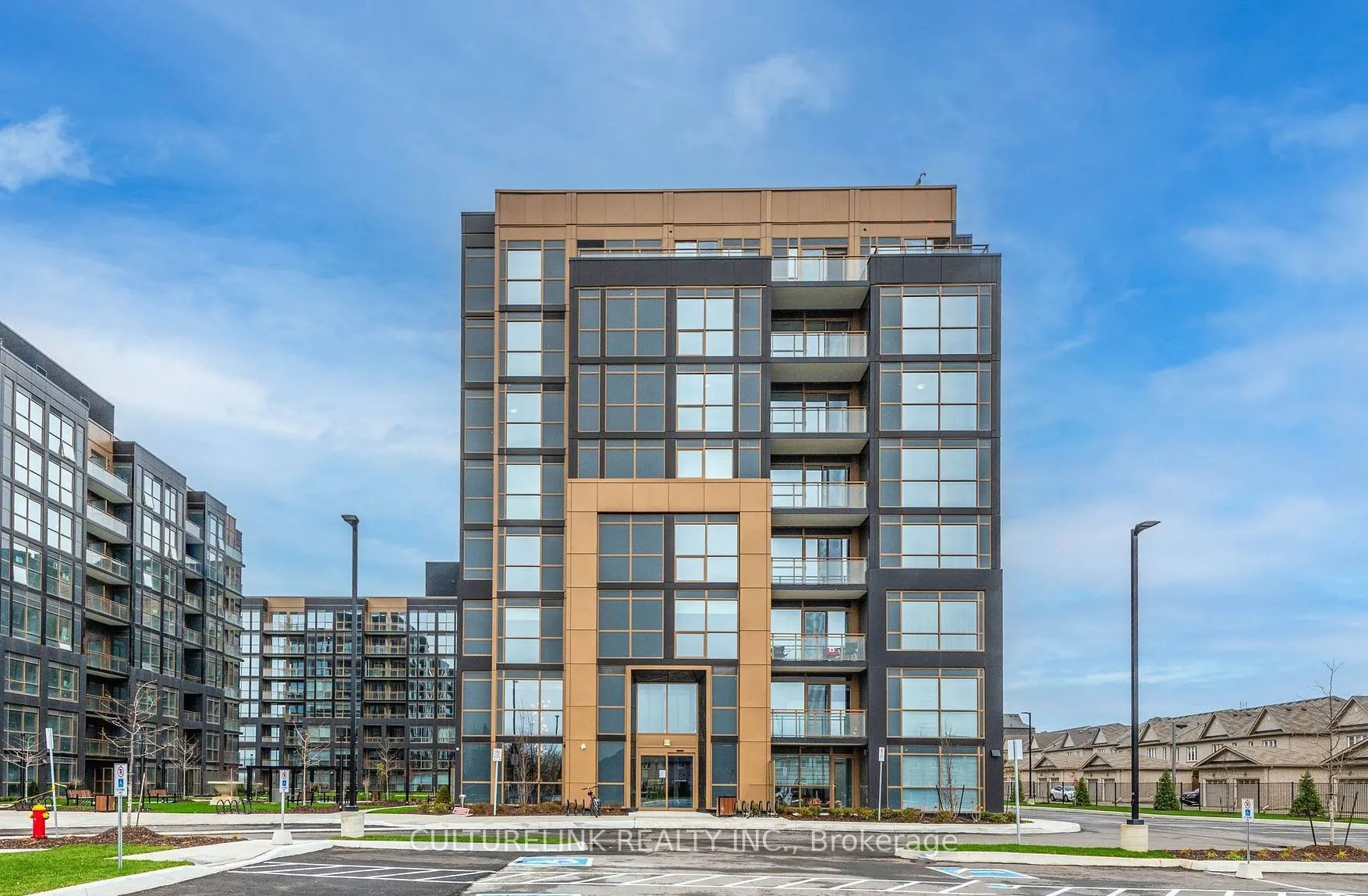 2343 Khalsa Gate N, #620