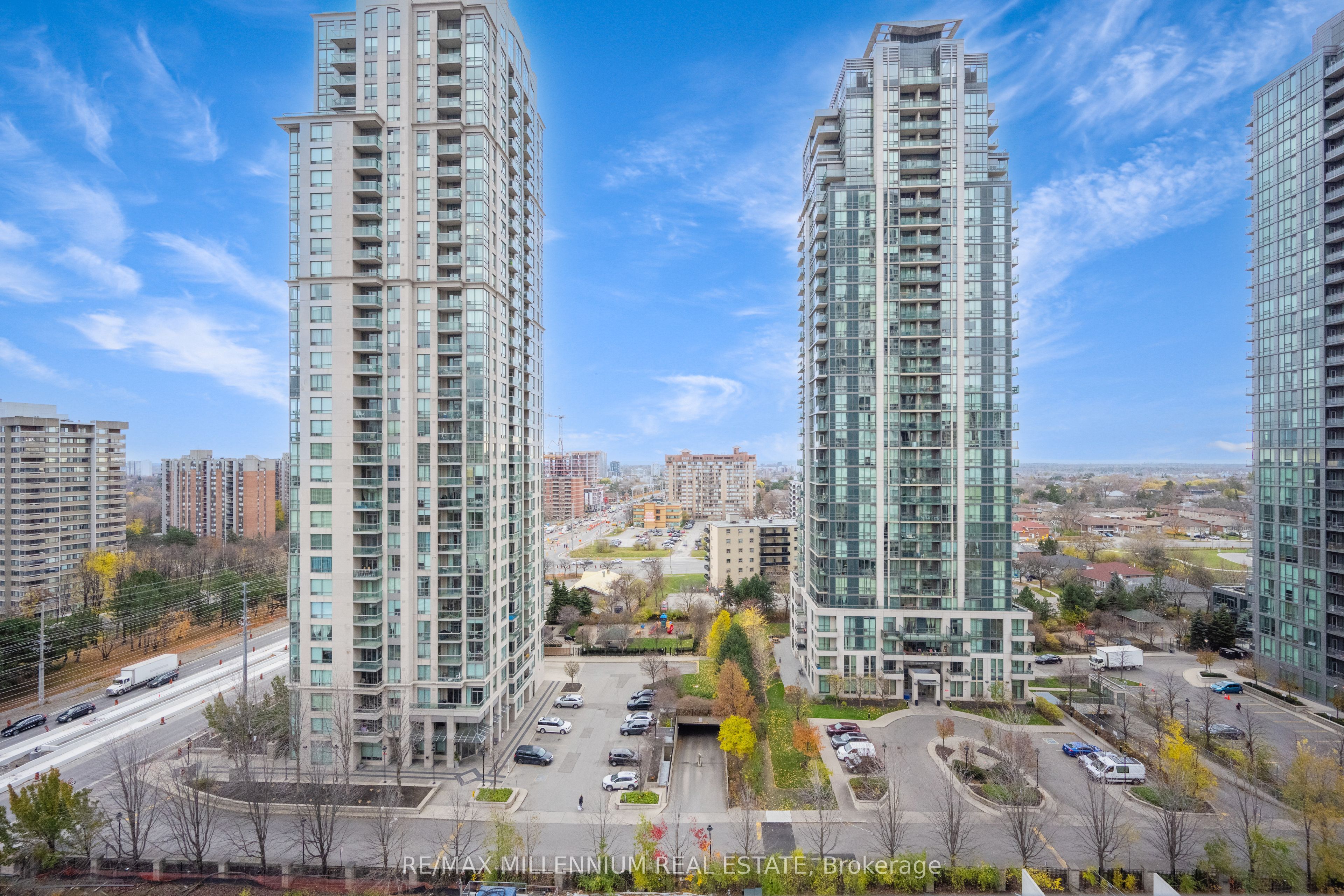 30 Elm Drive, #1106