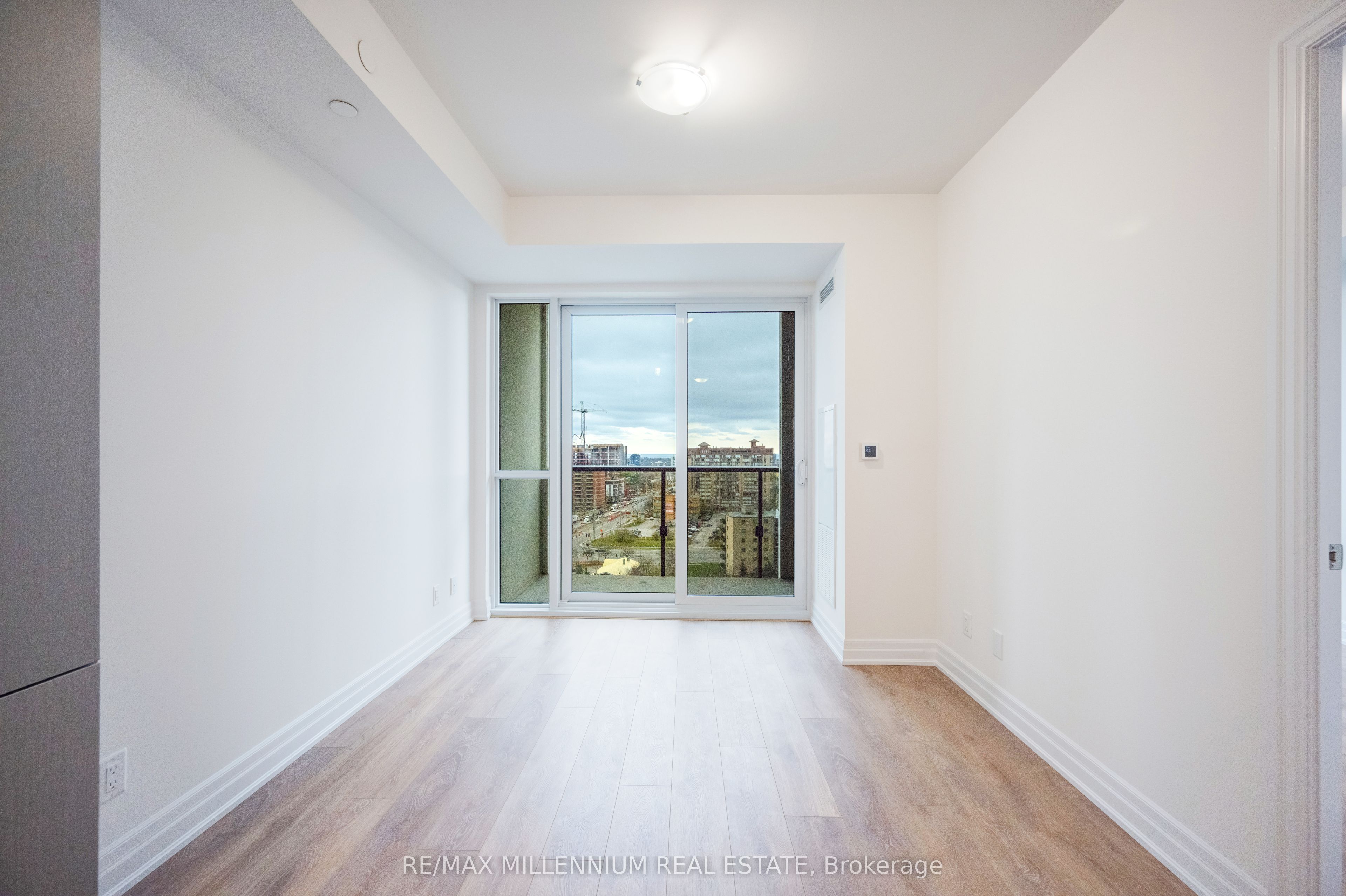 30 Elm Drive, #1106
