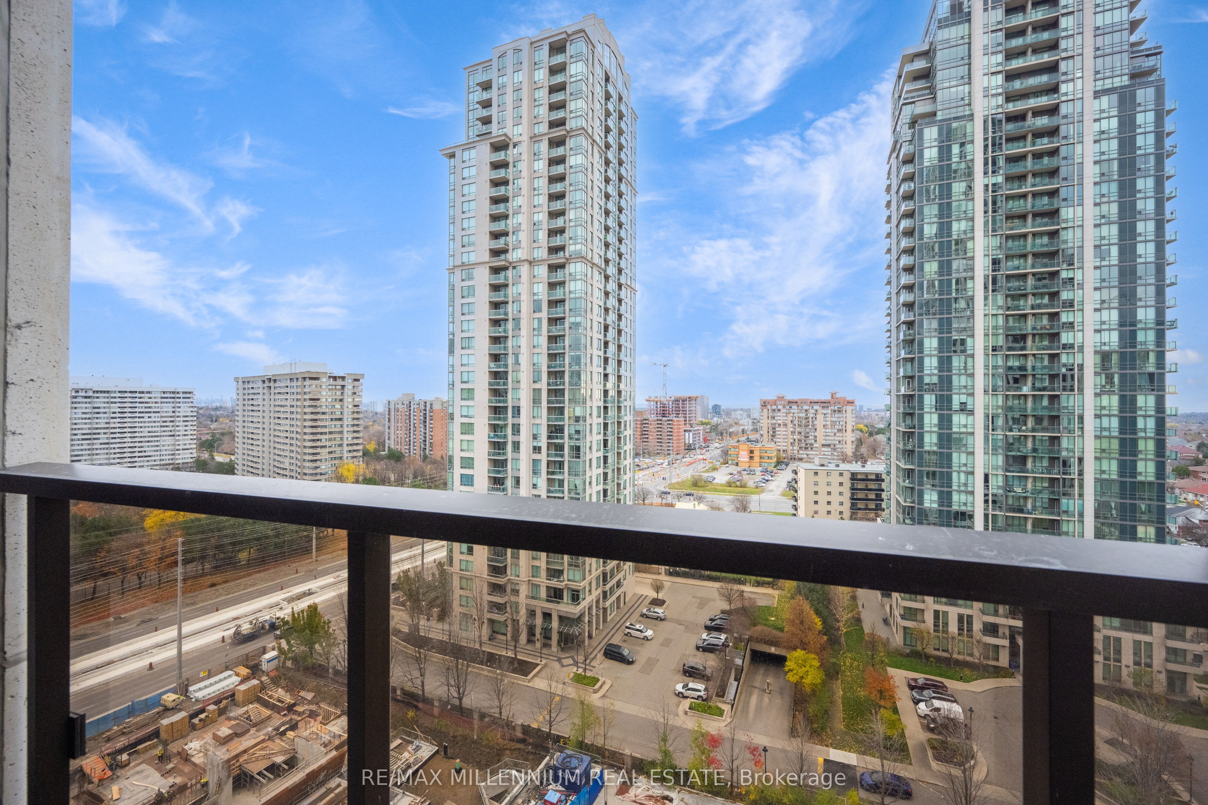 30 Elm Drive, #1106