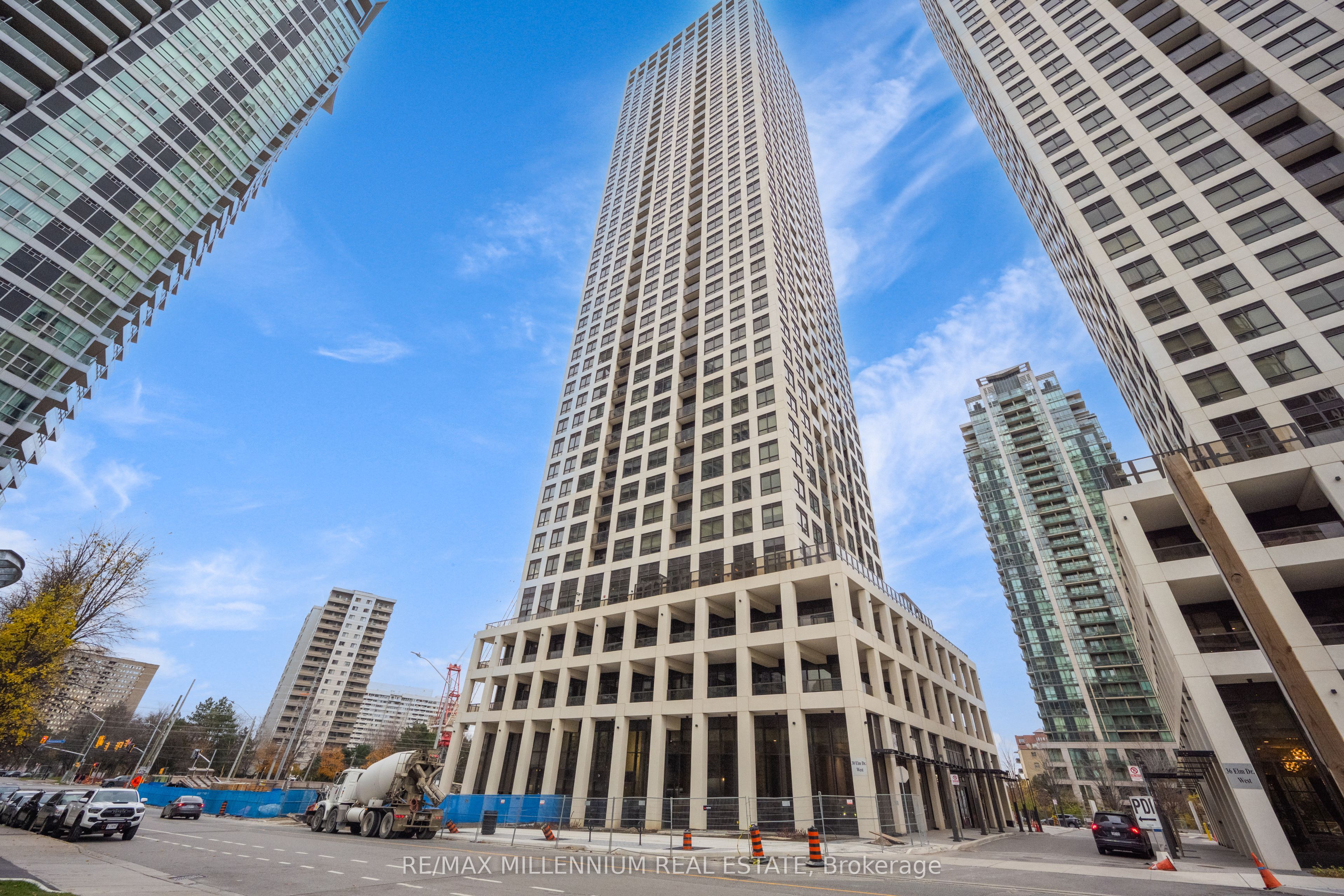 30 Elm Drive, #1106