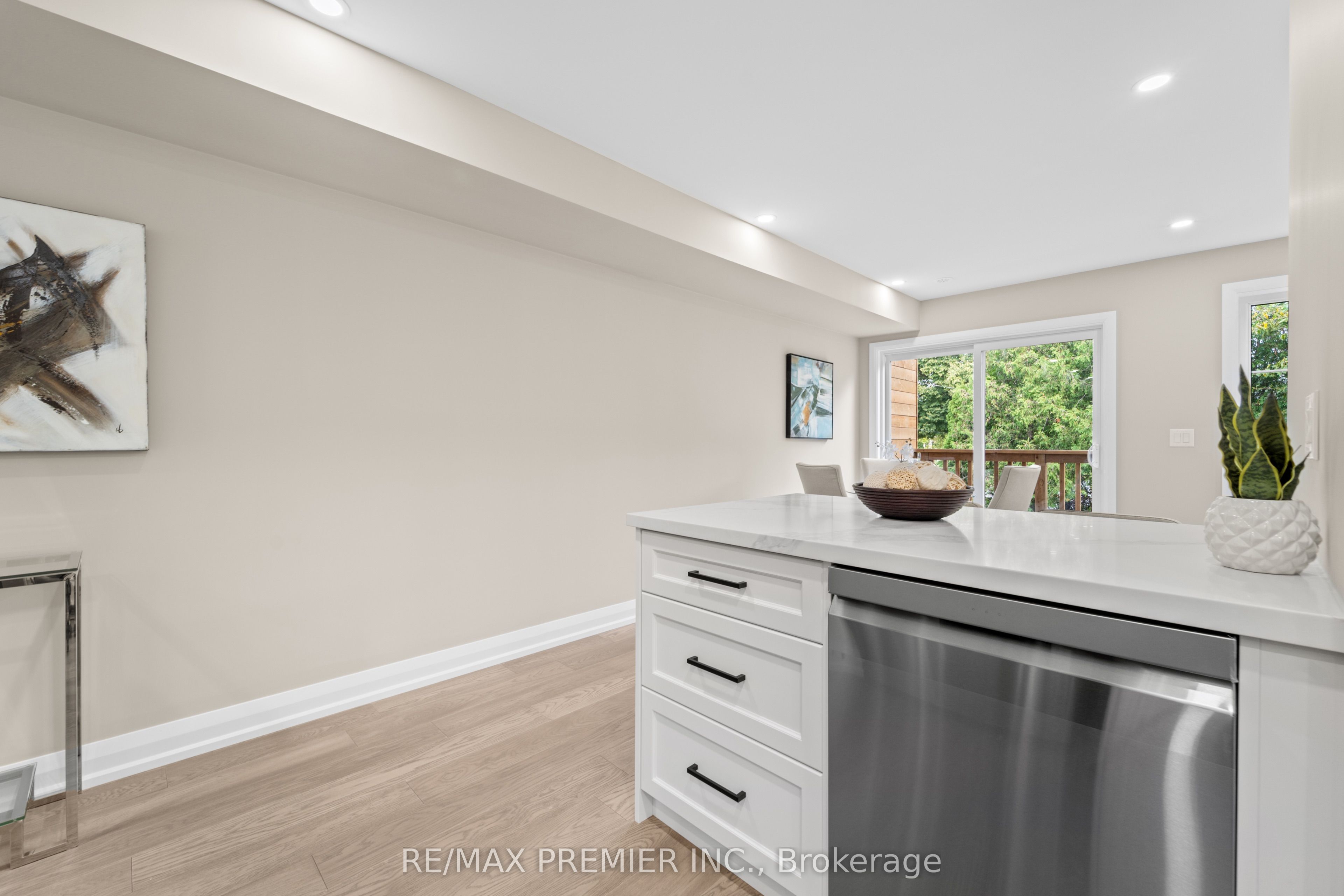 454 Valermo Drive