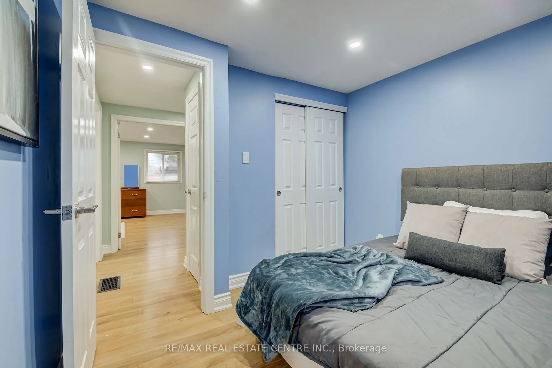 45 Hansen Road N, #47
