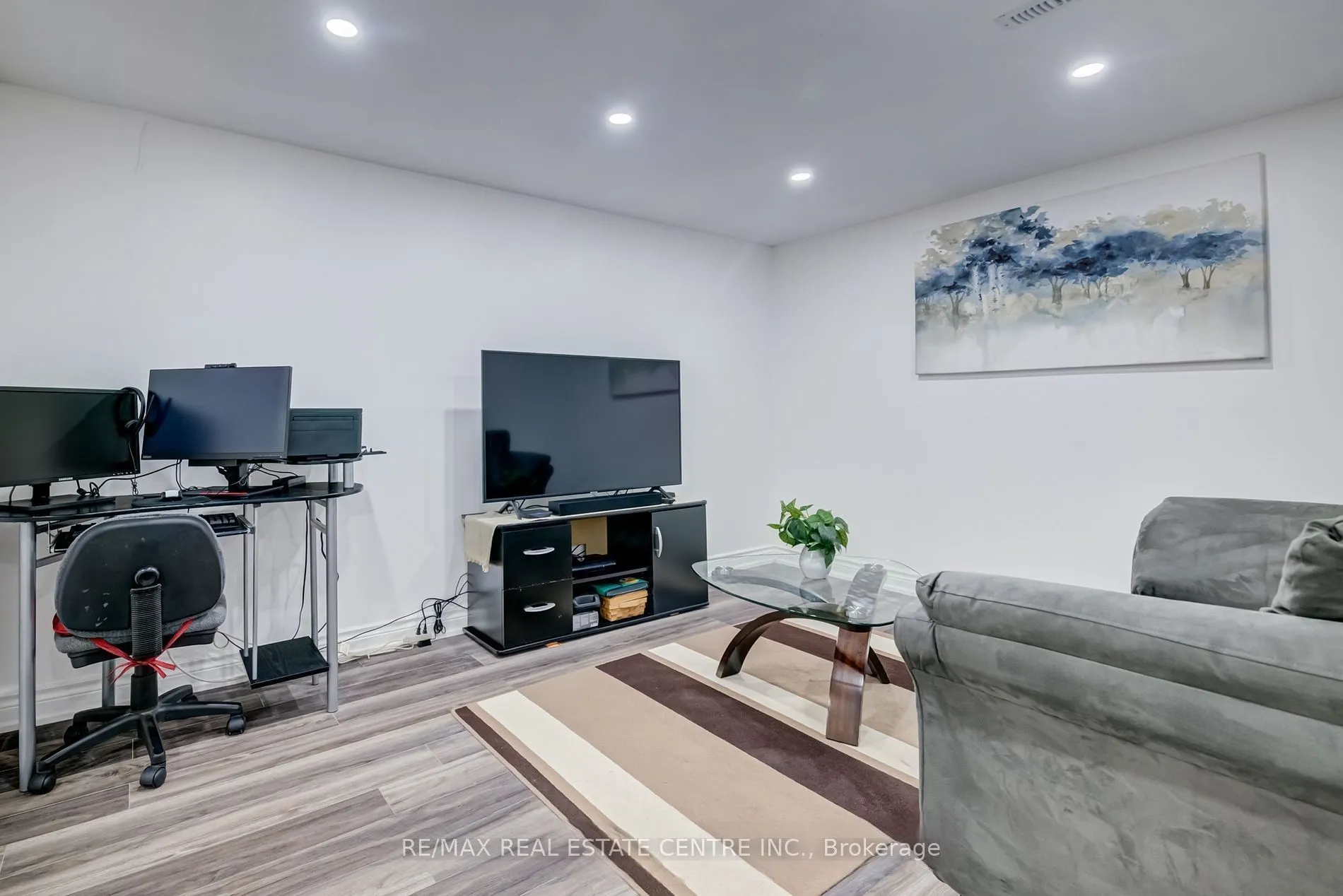 45 Hansen Road N, #47