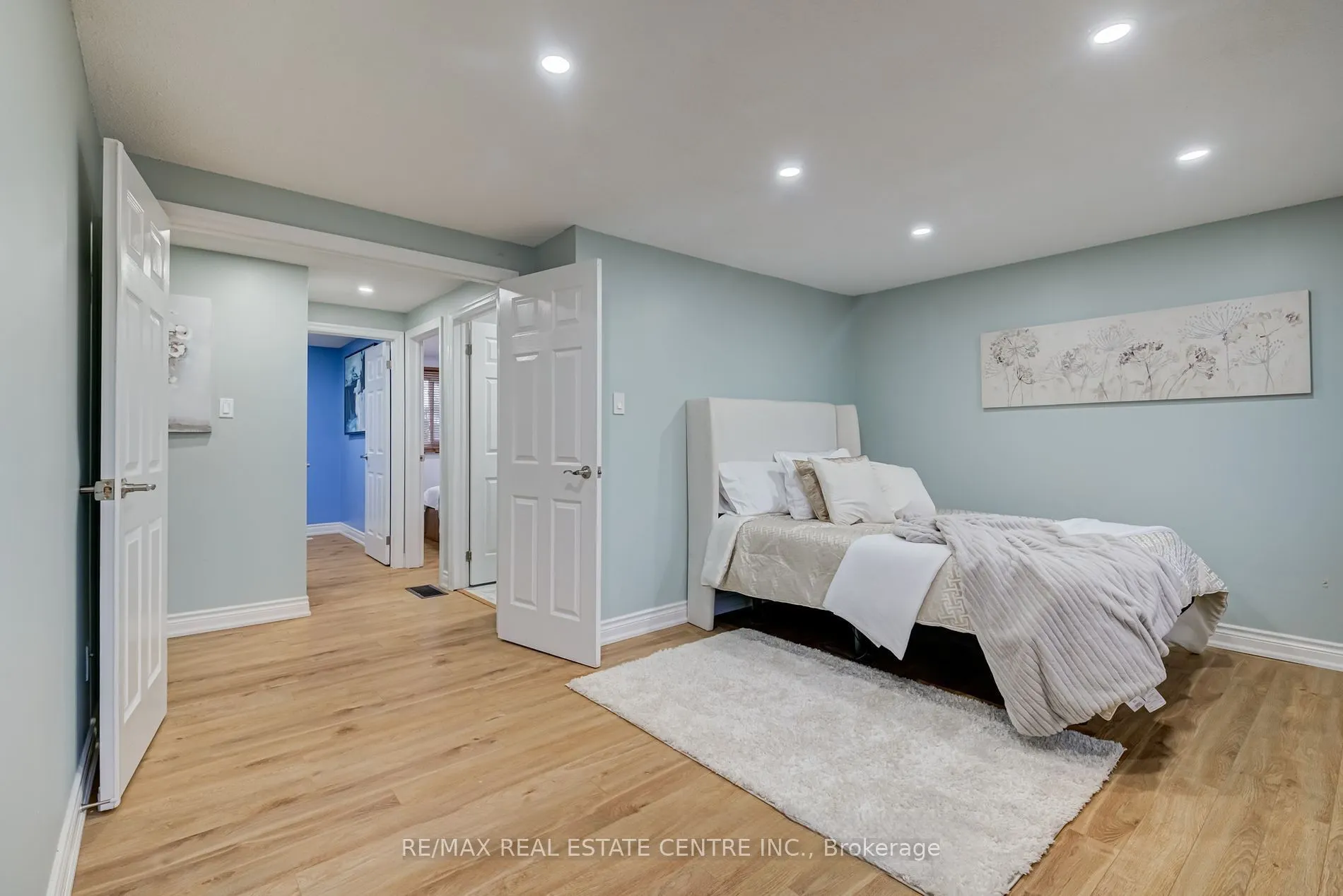 45 Hansen Road N, #47