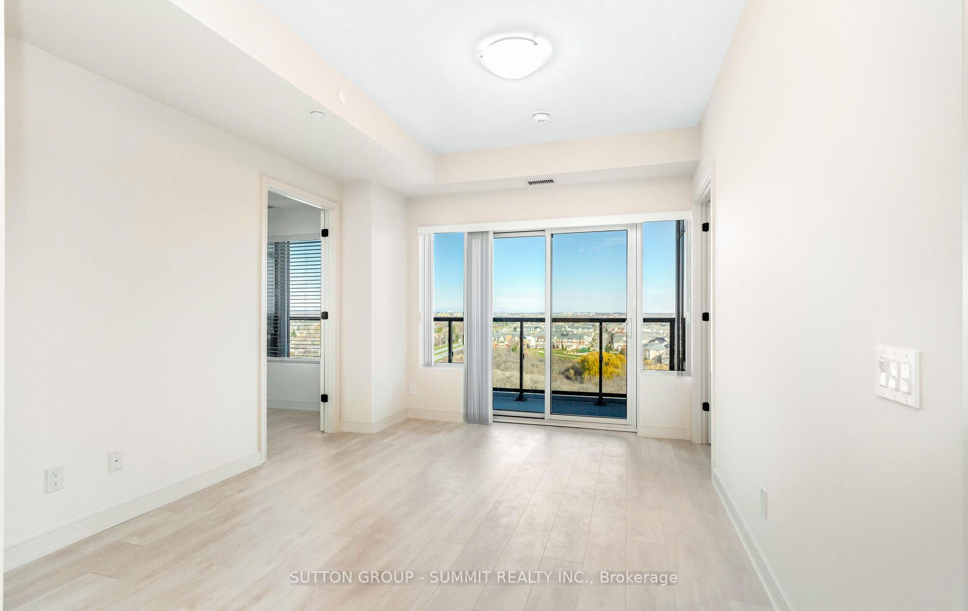 8010 Derry Road, #1101