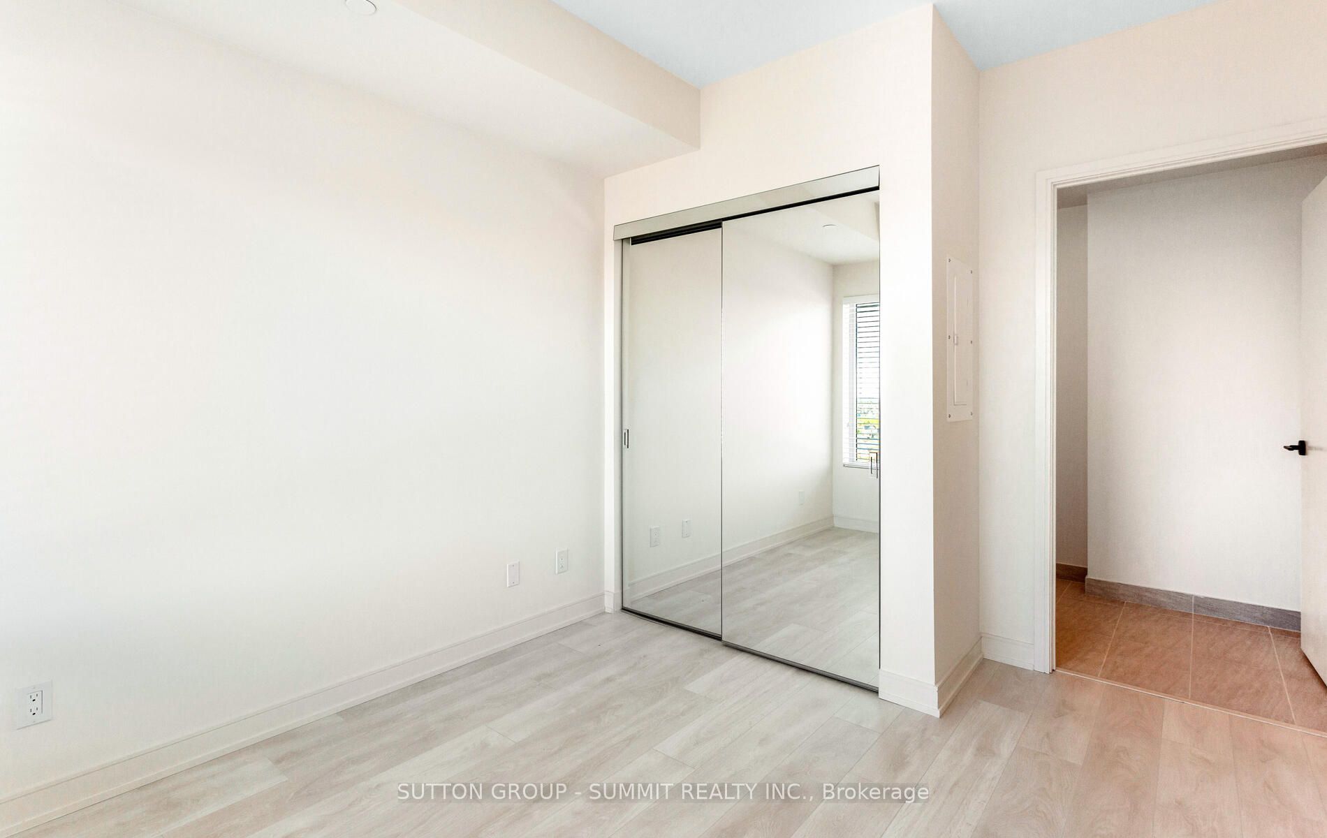 8010 Derry Road, #1101