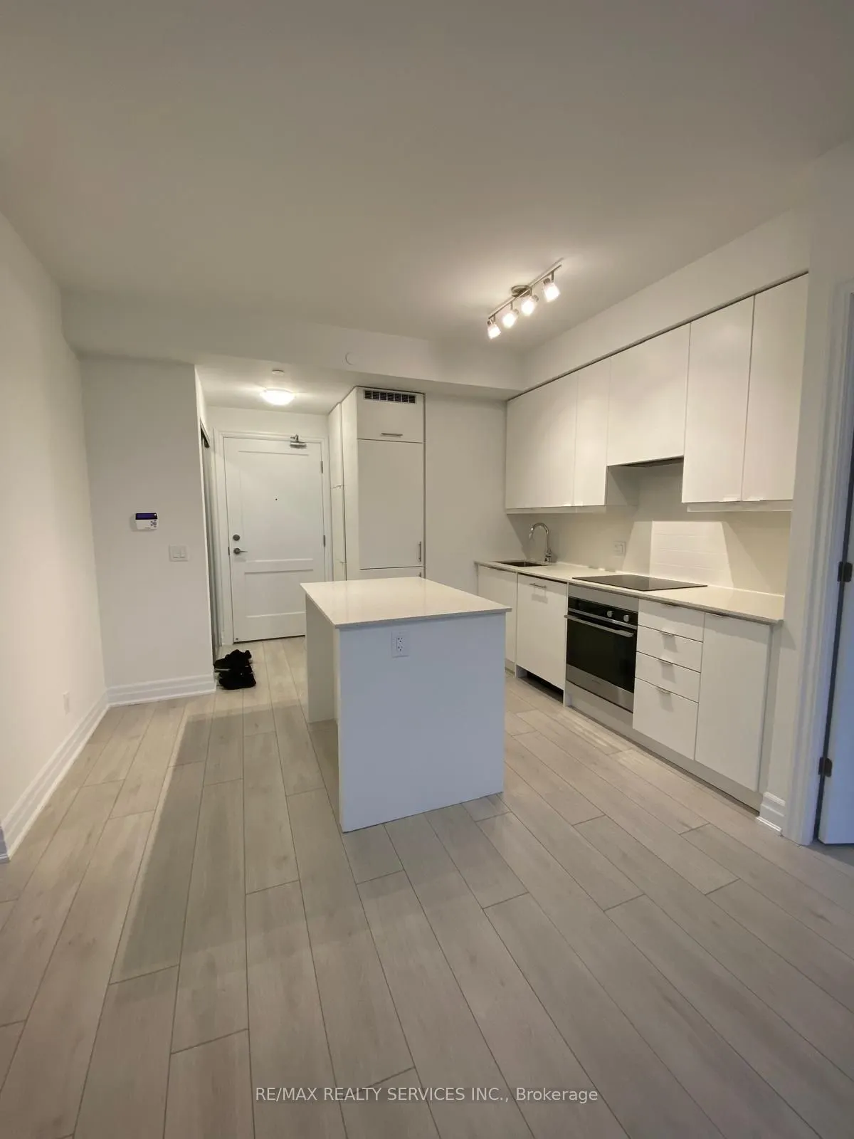30 Elm Drive, #2401