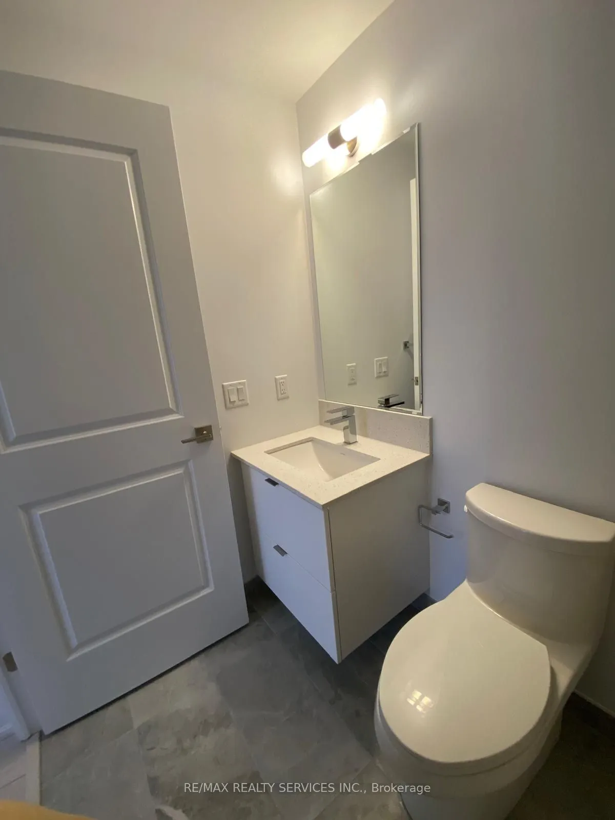 30 Elm Drive, #2401