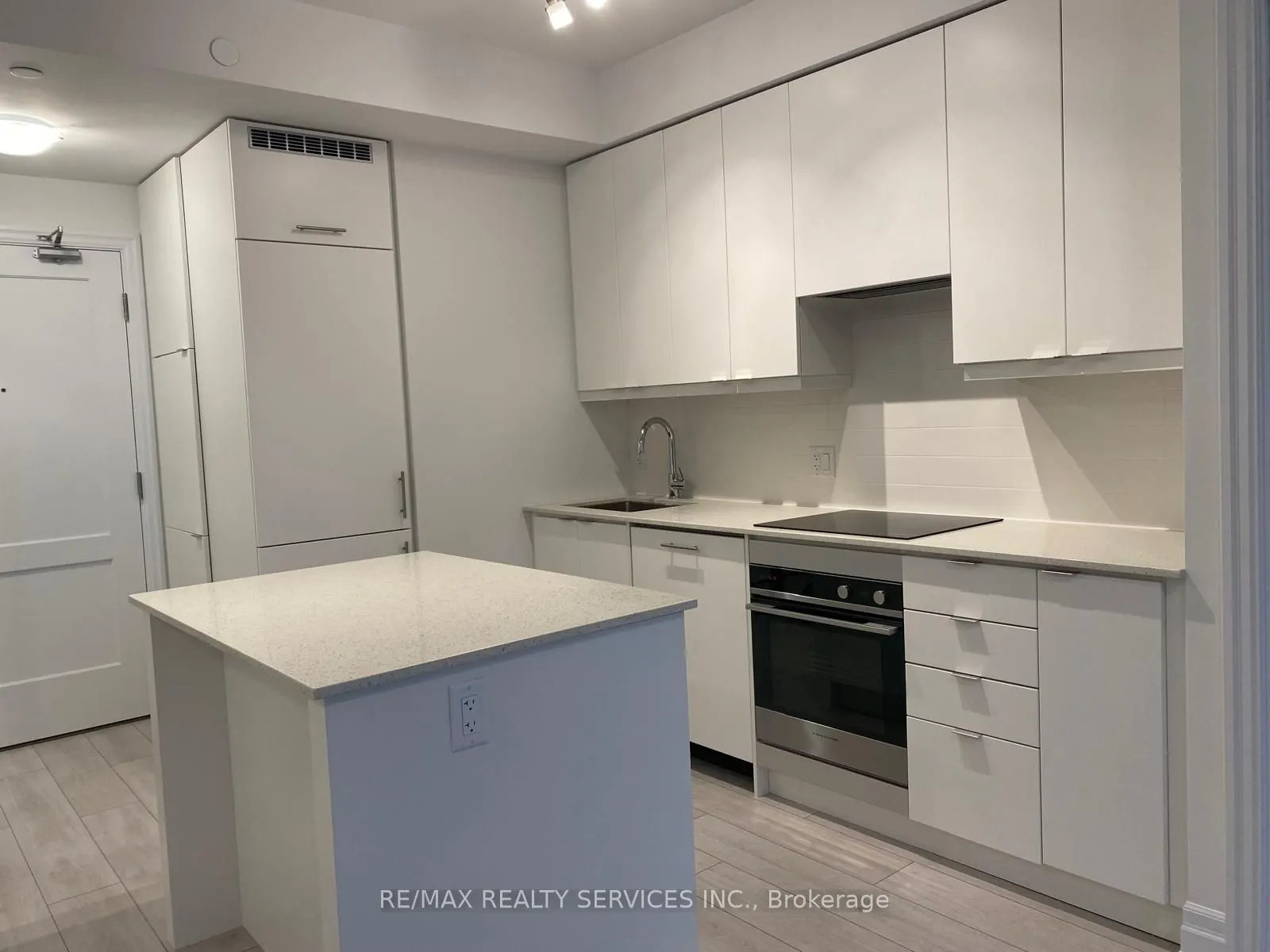 30 Elm Drive, #2401