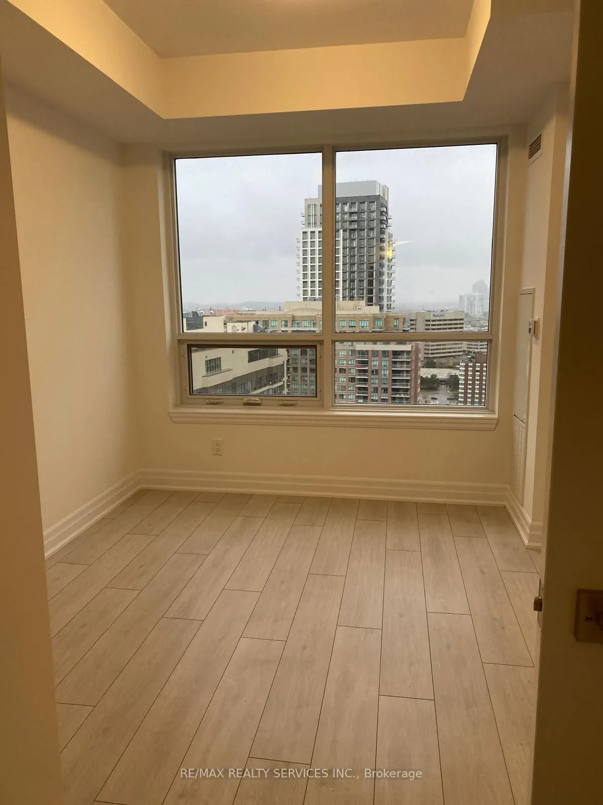 30 Elm Drive, #2401
