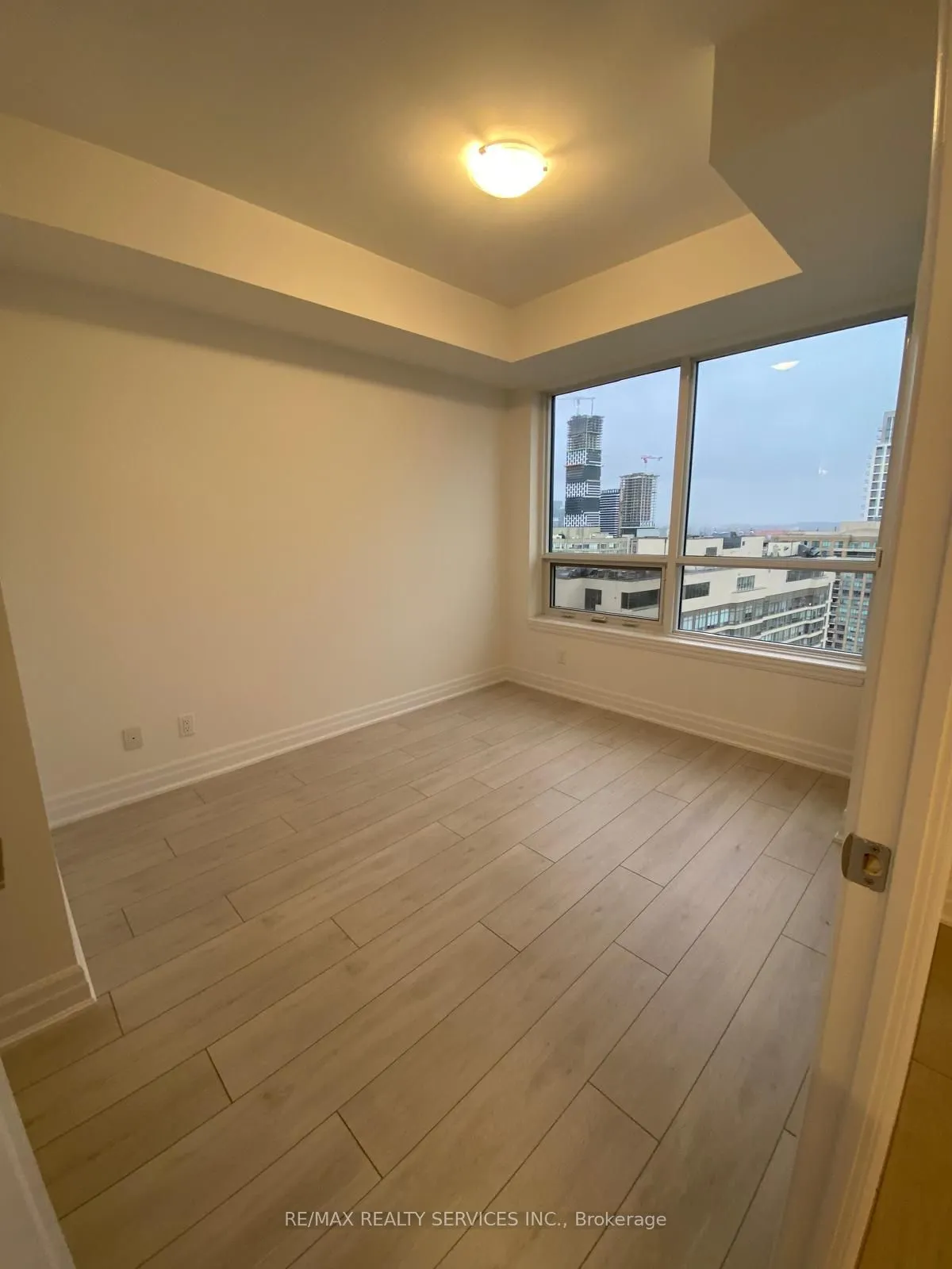 30 Elm Drive, #2401