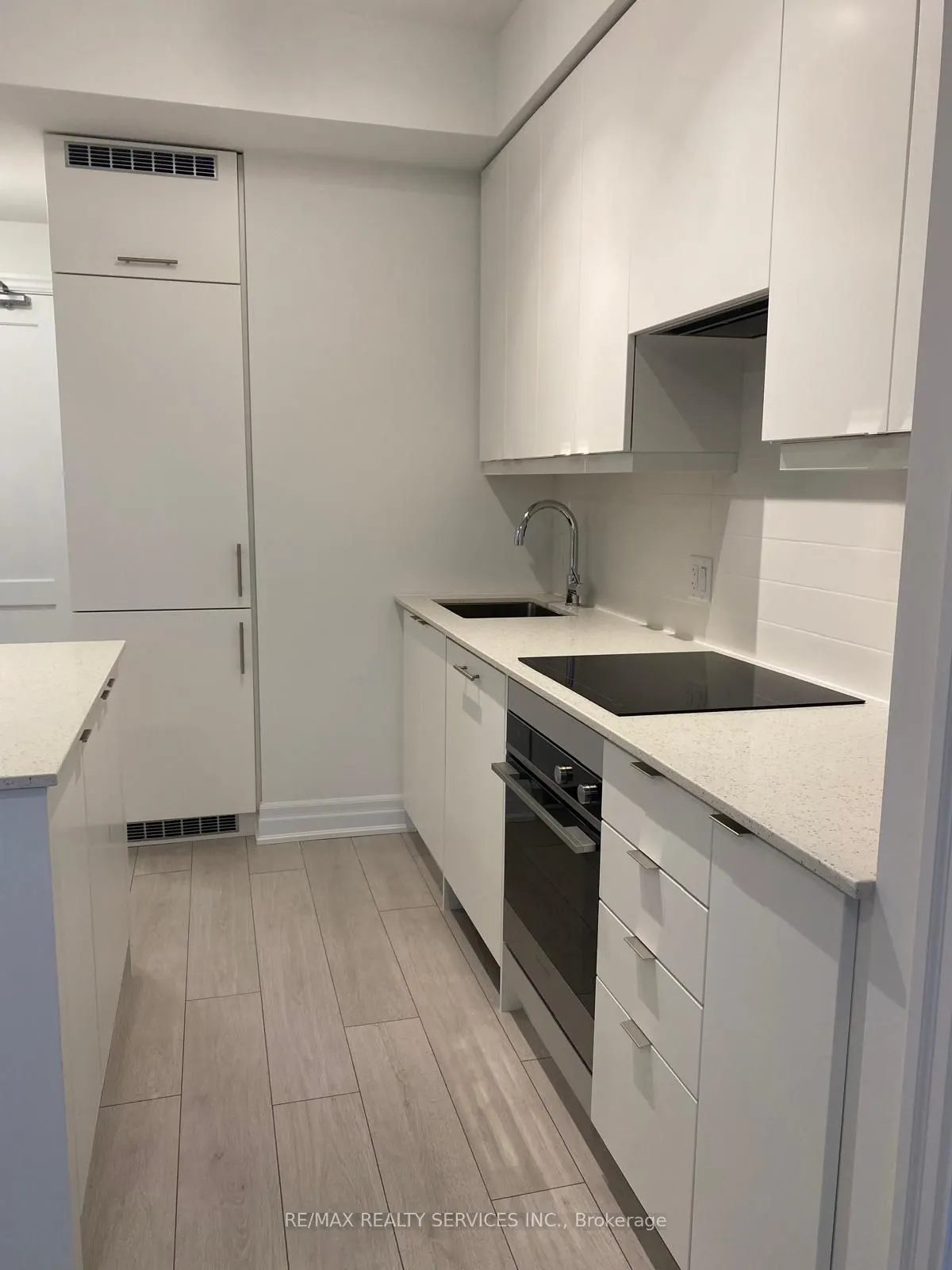 30 Elm Drive, #2401