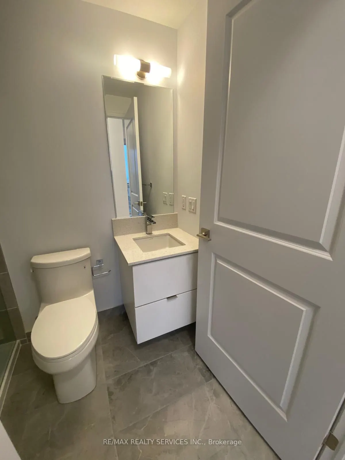30 Elm Drive, #2401