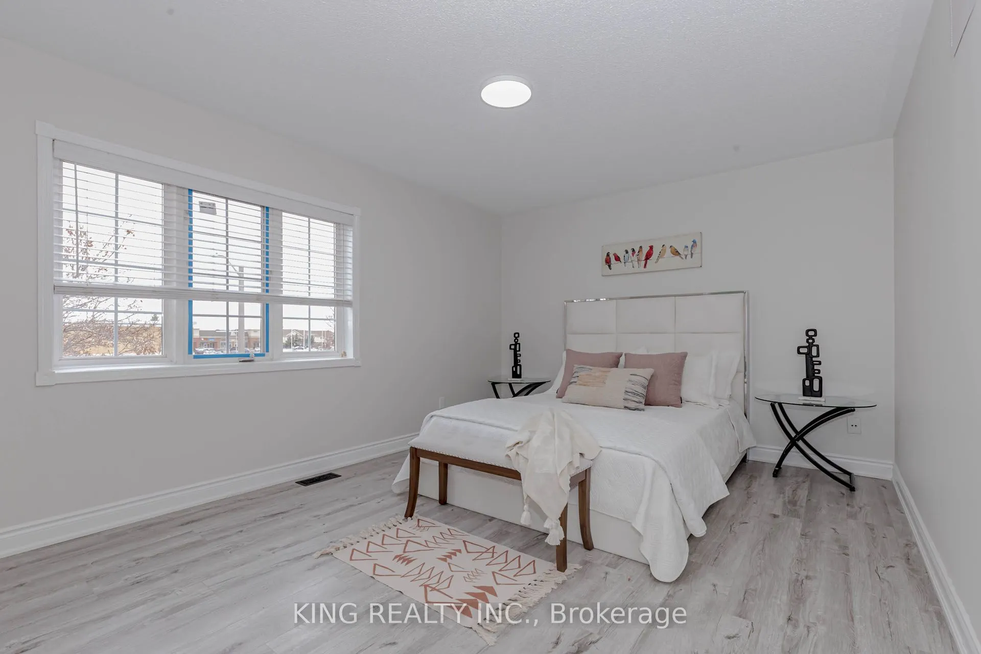 86 Heartleaf Crescent
