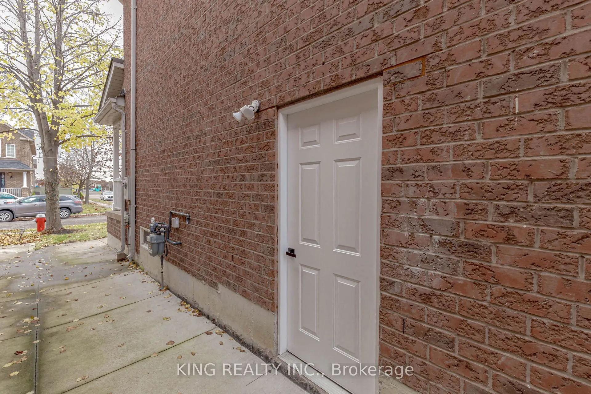86 Heartleaf Crescent