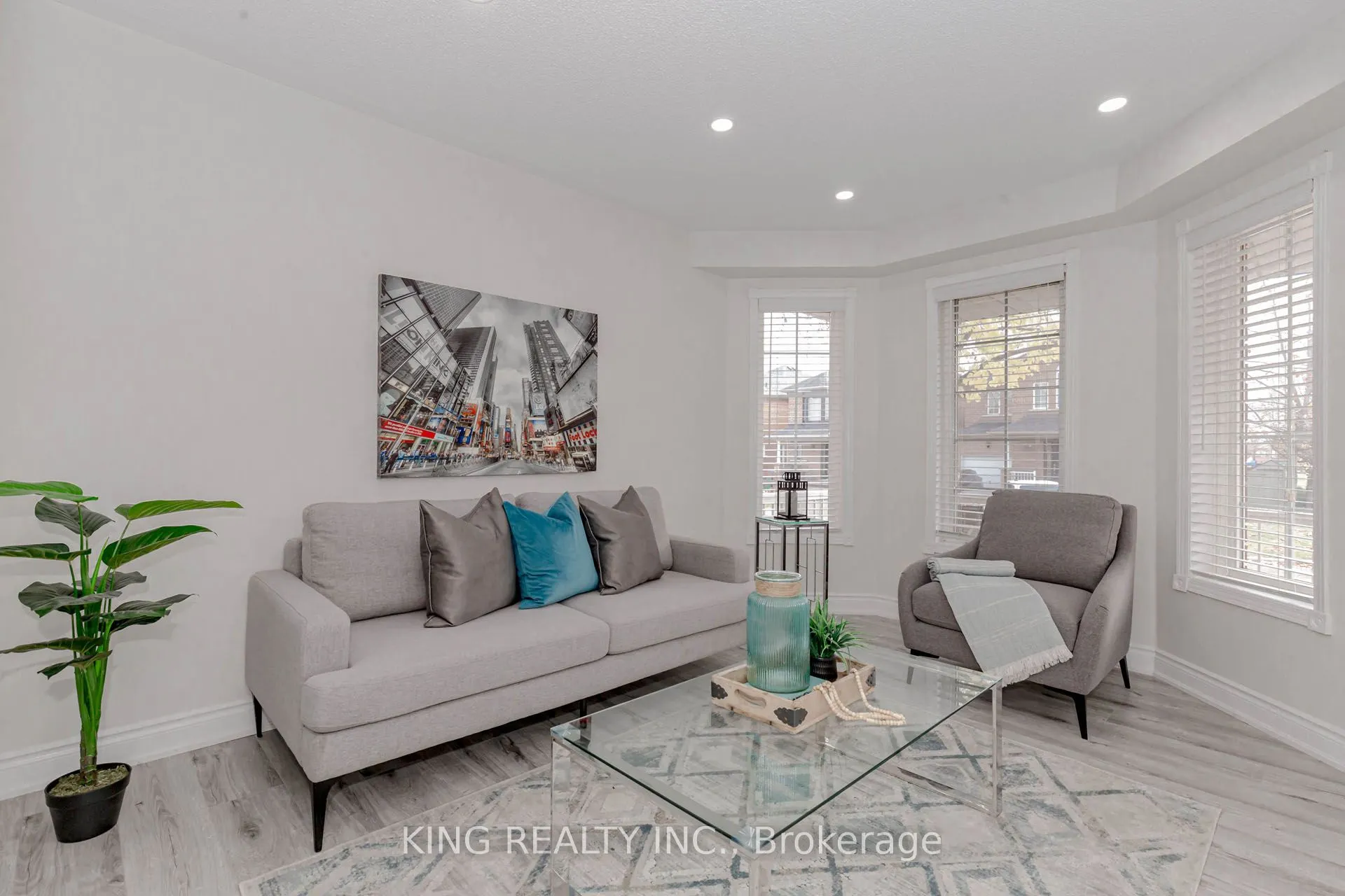 86 Heartleaf Crescent