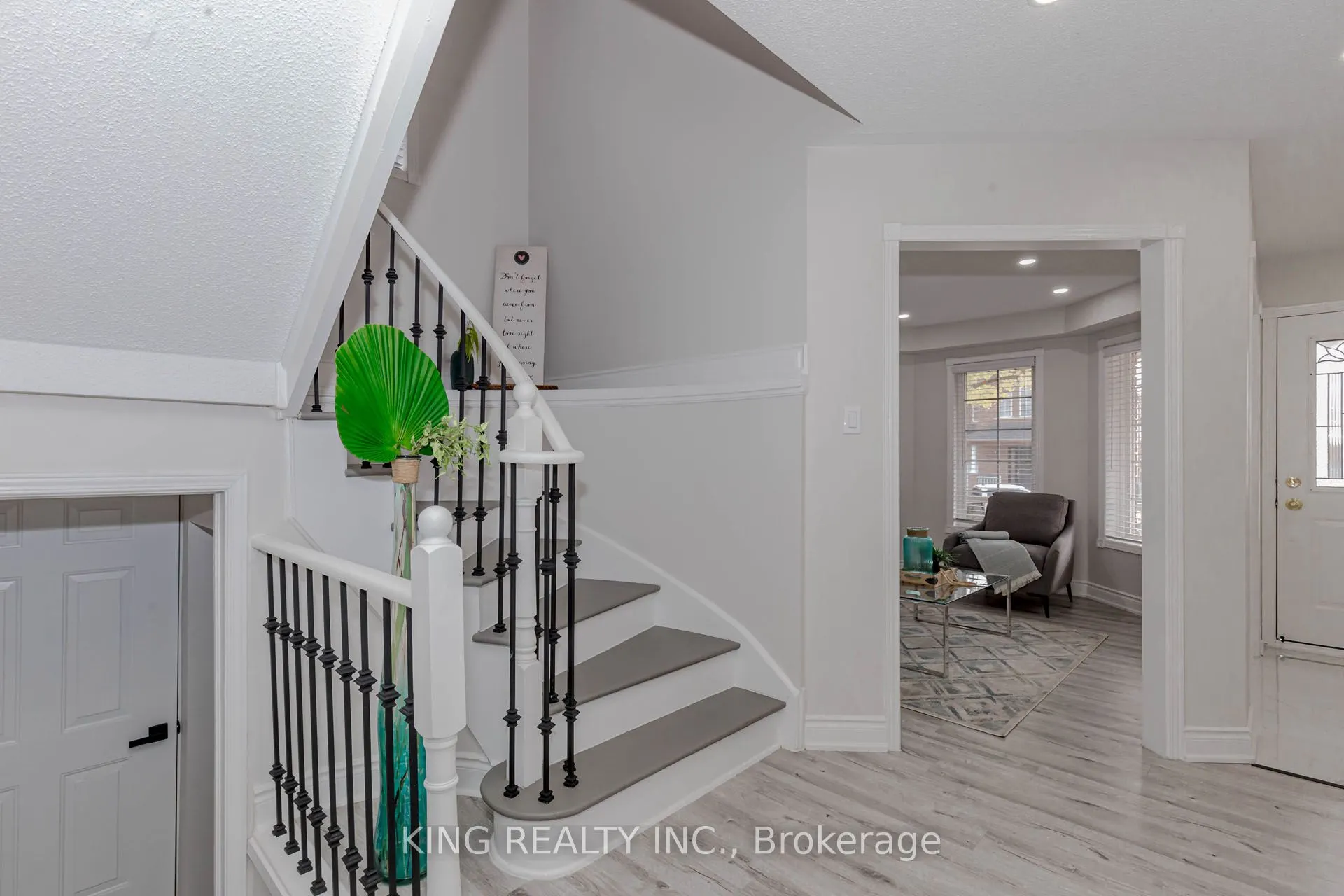 86 Heartleaf Crescent