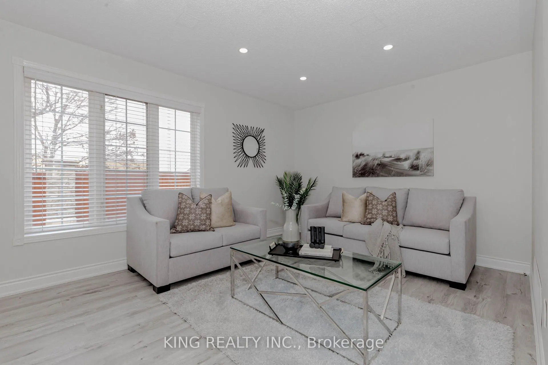 86 Heartleaf Crescent