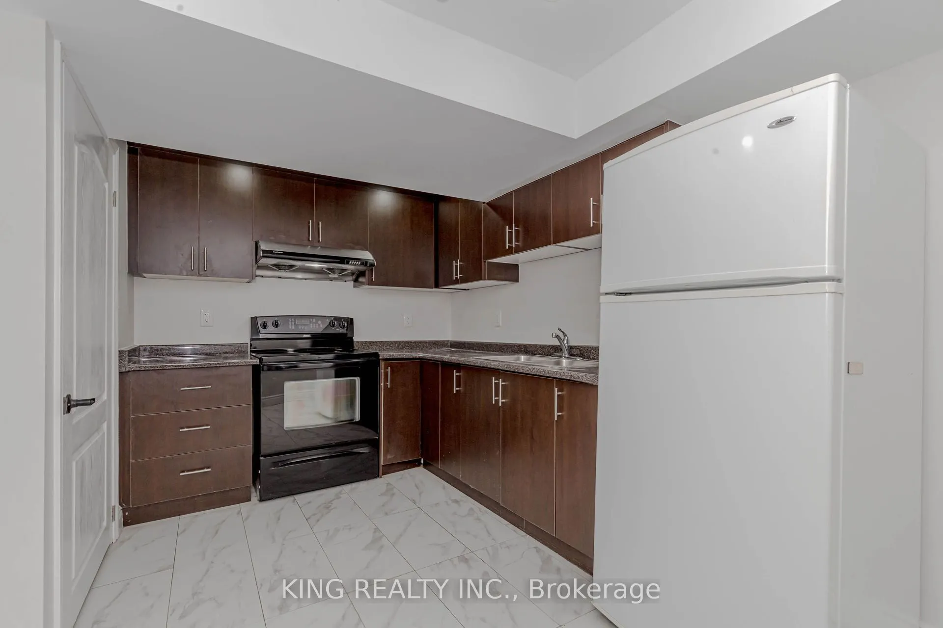 86 Heartleaf Crescent