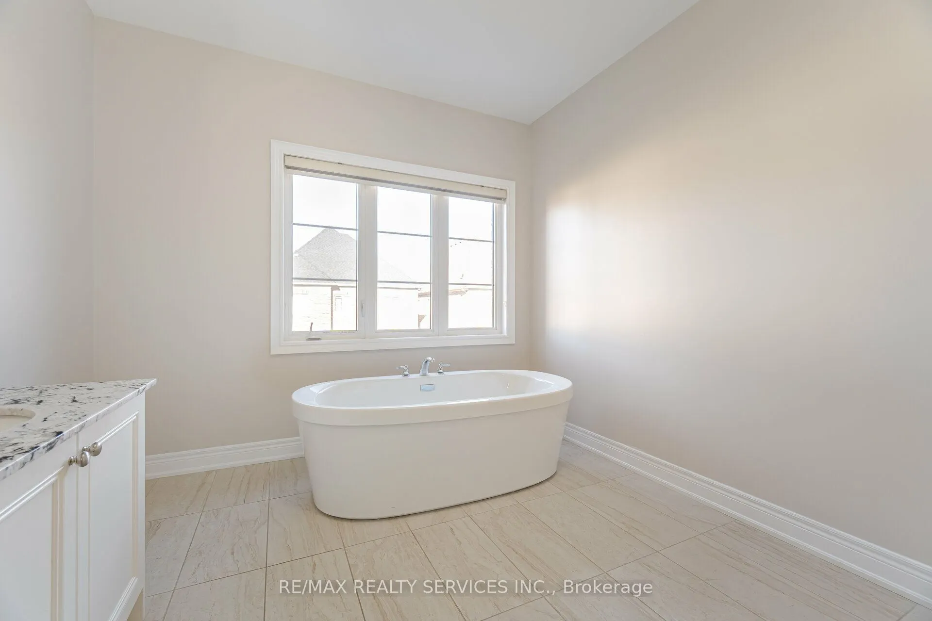 7 Malaspina Close