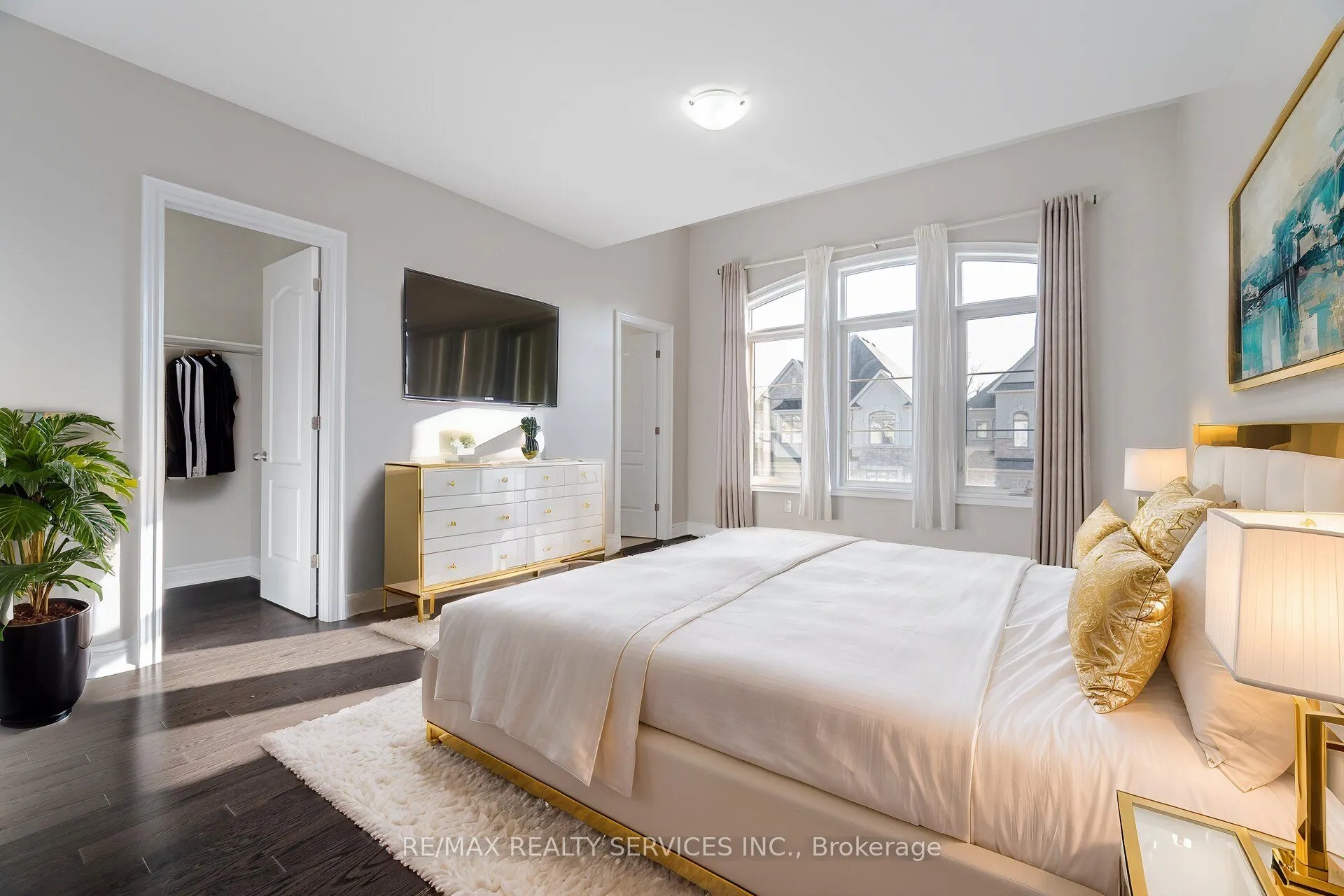 7 Malaspina Close