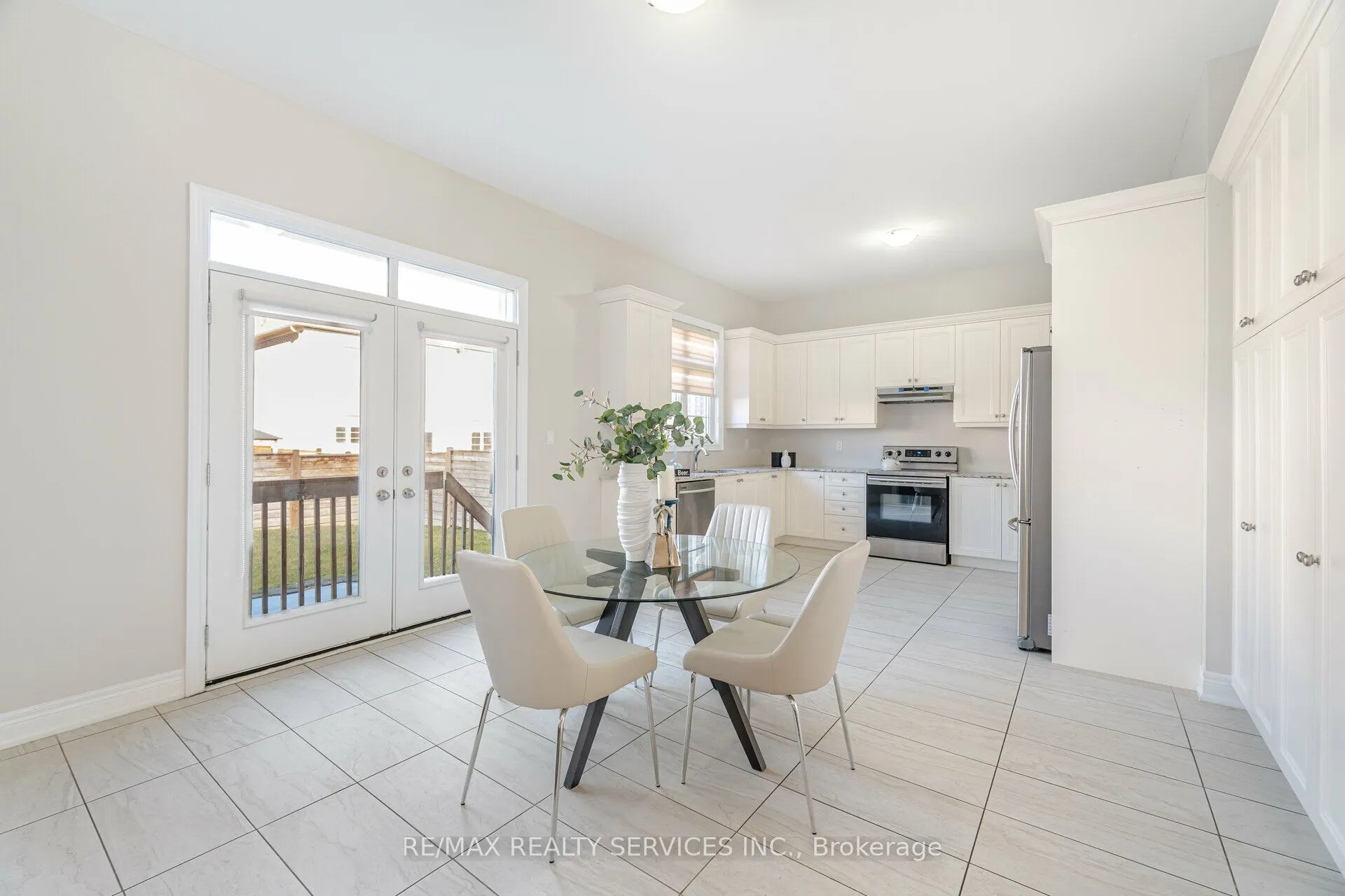 7 Malaspina Close