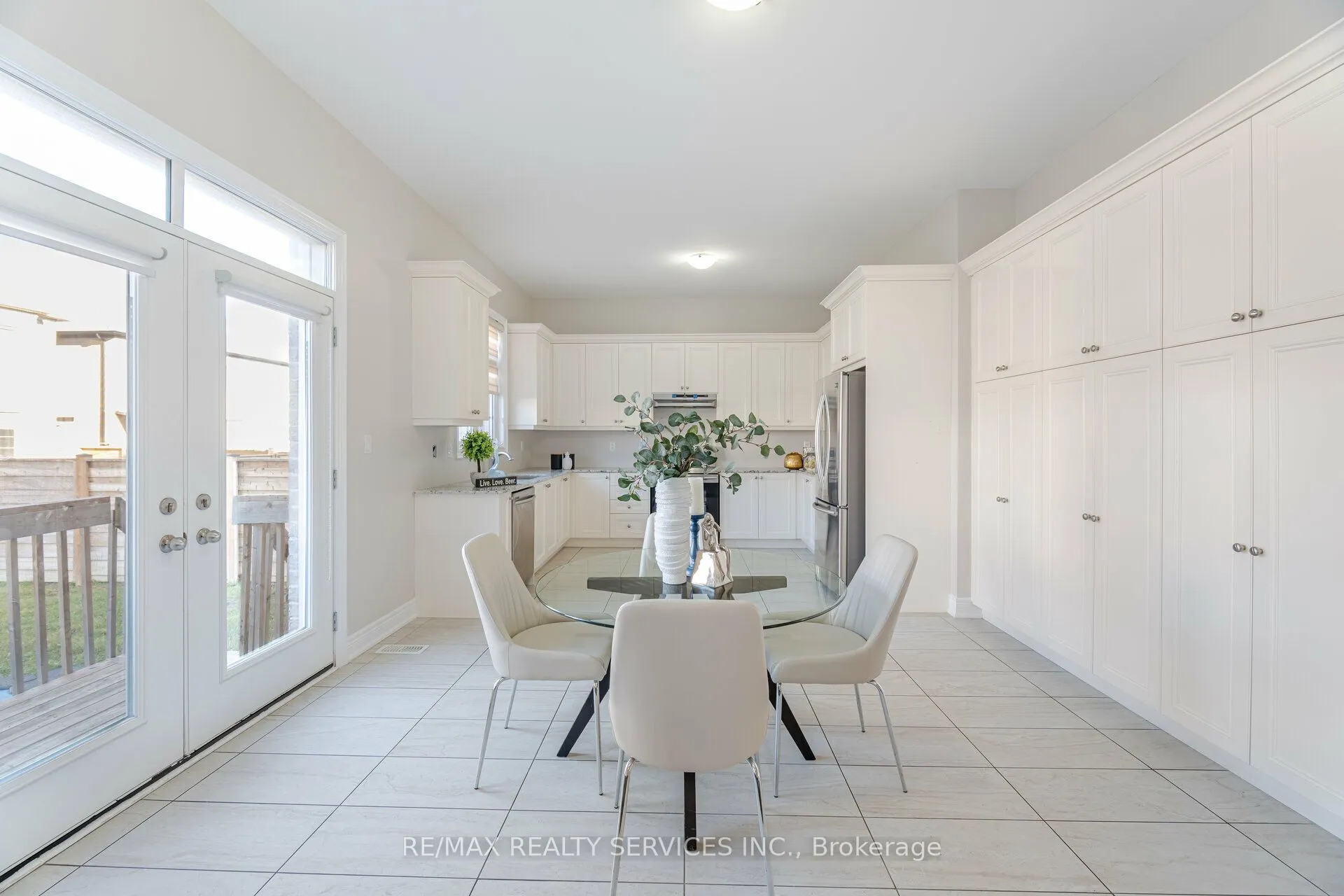 7 Malaspina Close
