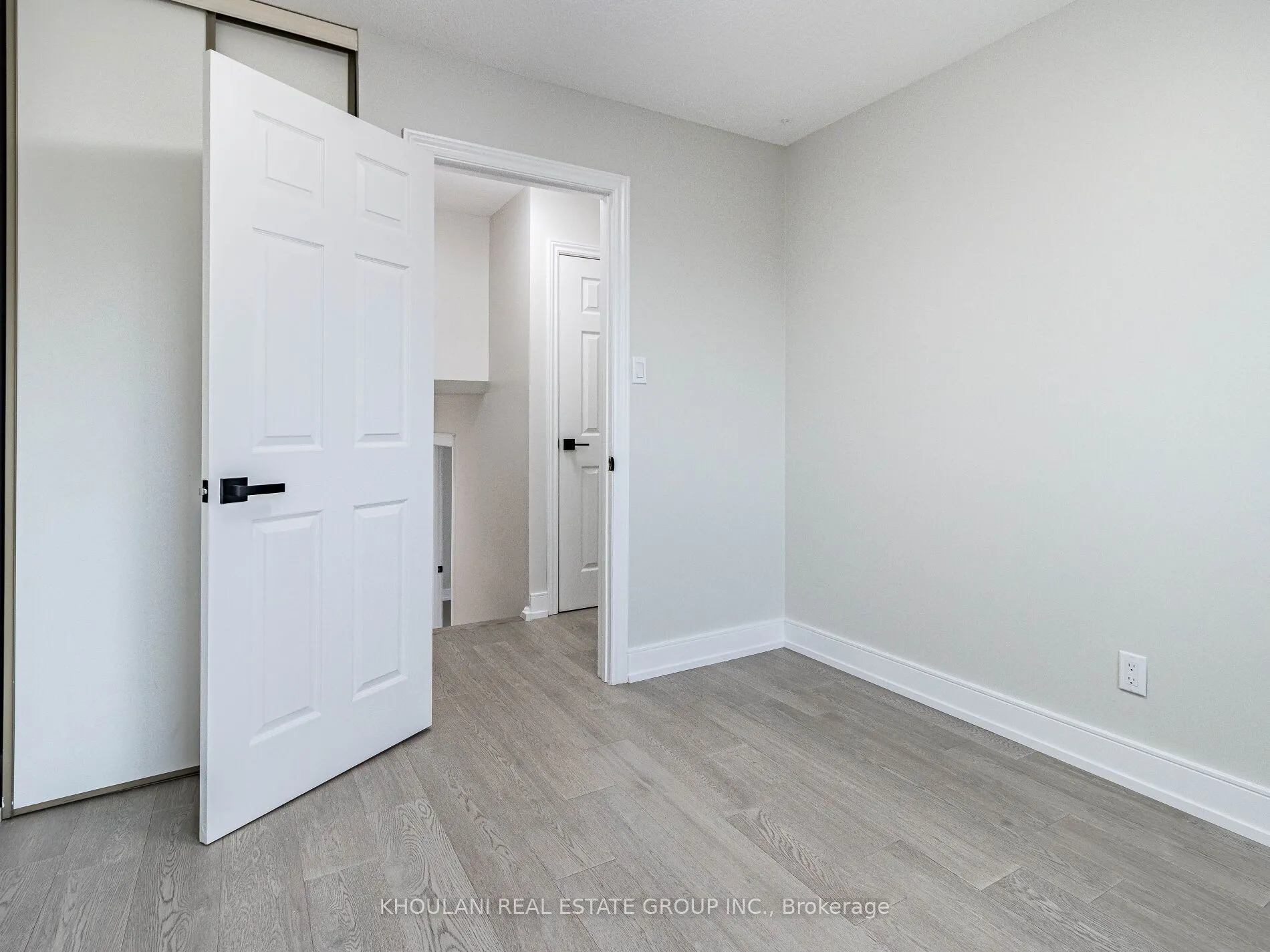 40 Scarsdale Court