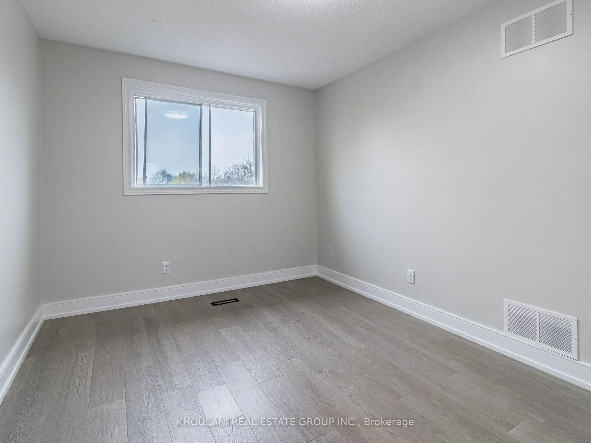 40 Scarsdale Court