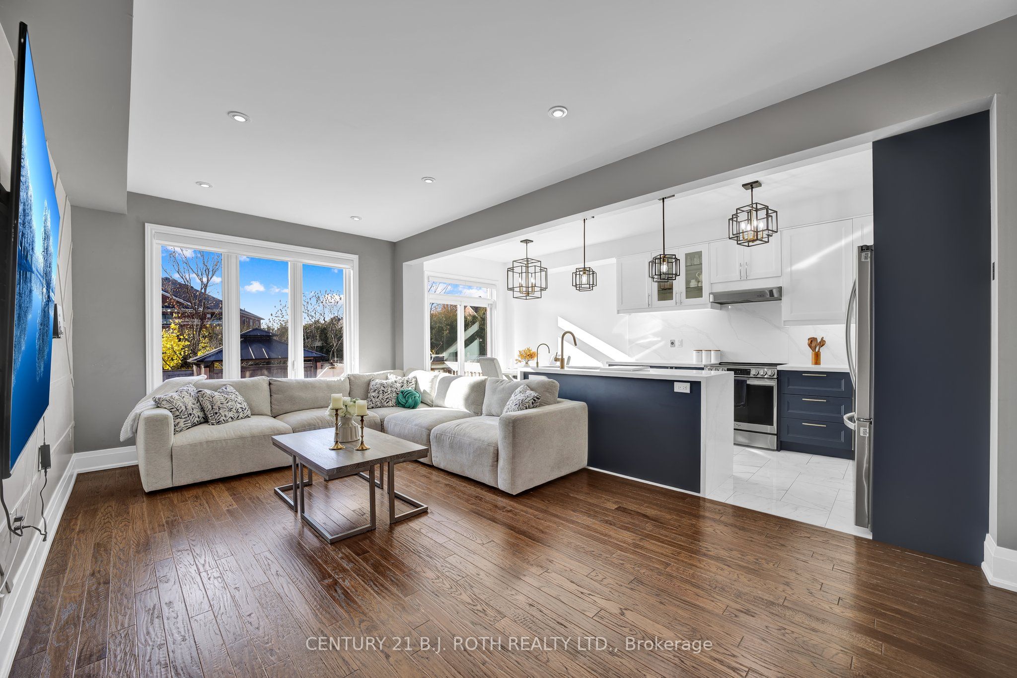 43 Diamond Leaf Lane