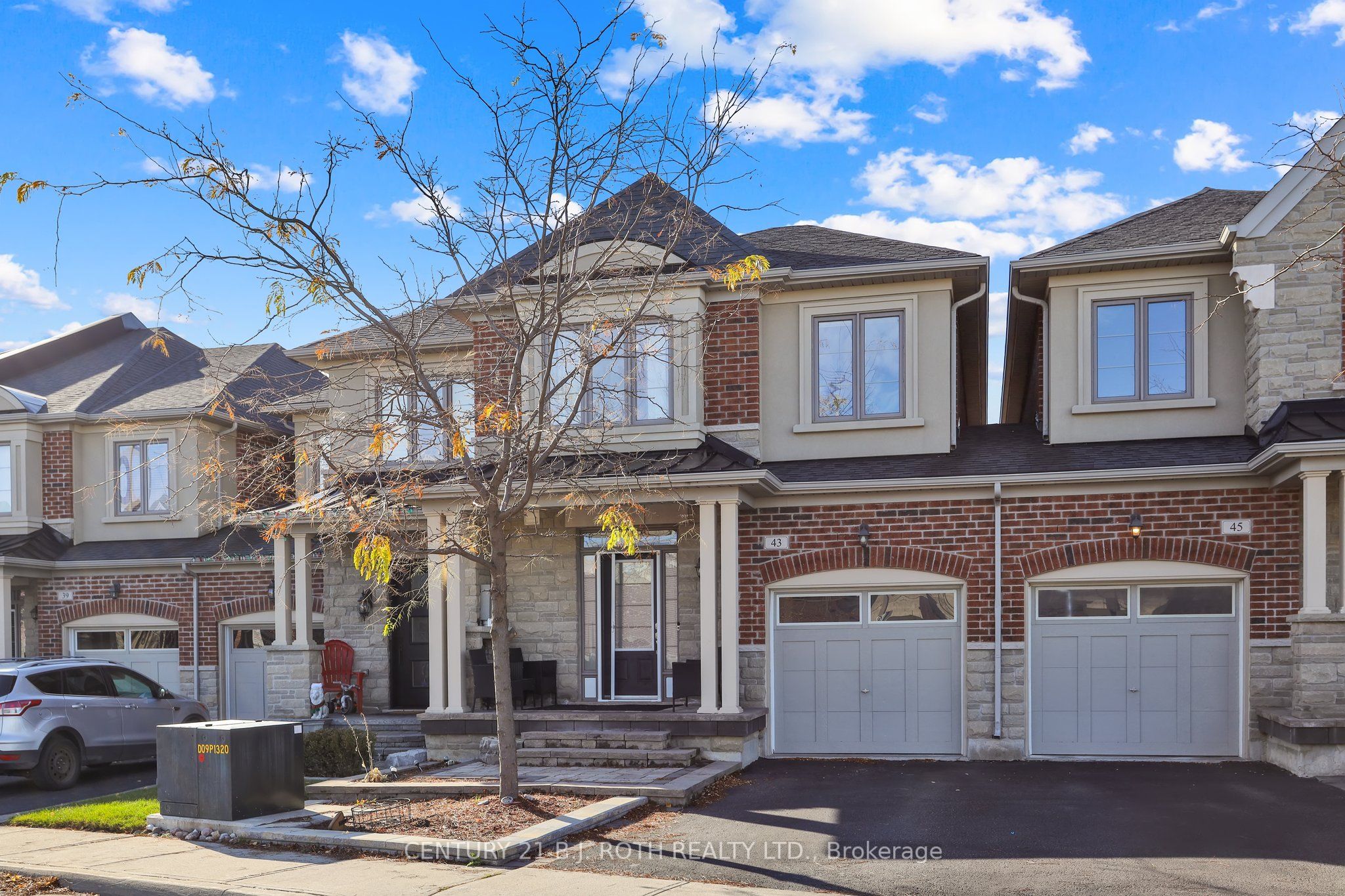 43 Diamond Leaf Lane