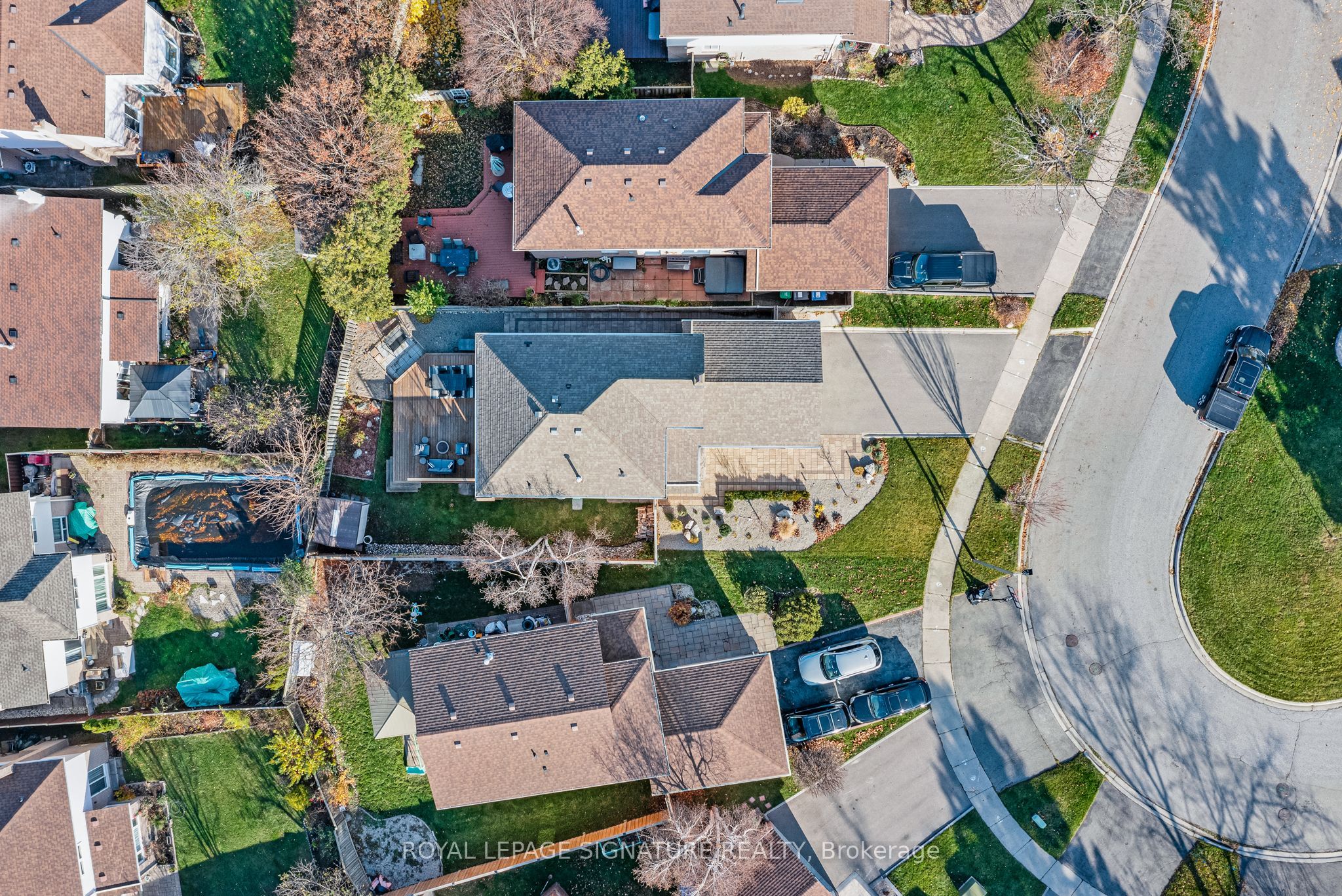 6282 Lavery Court