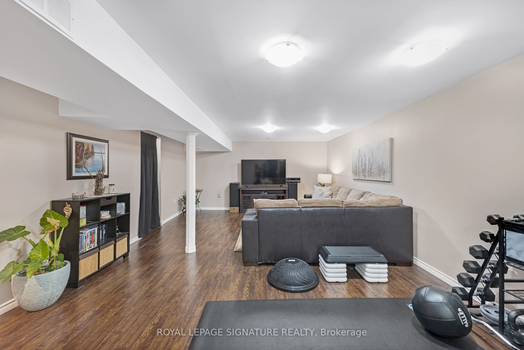 6282 Lavery Court
