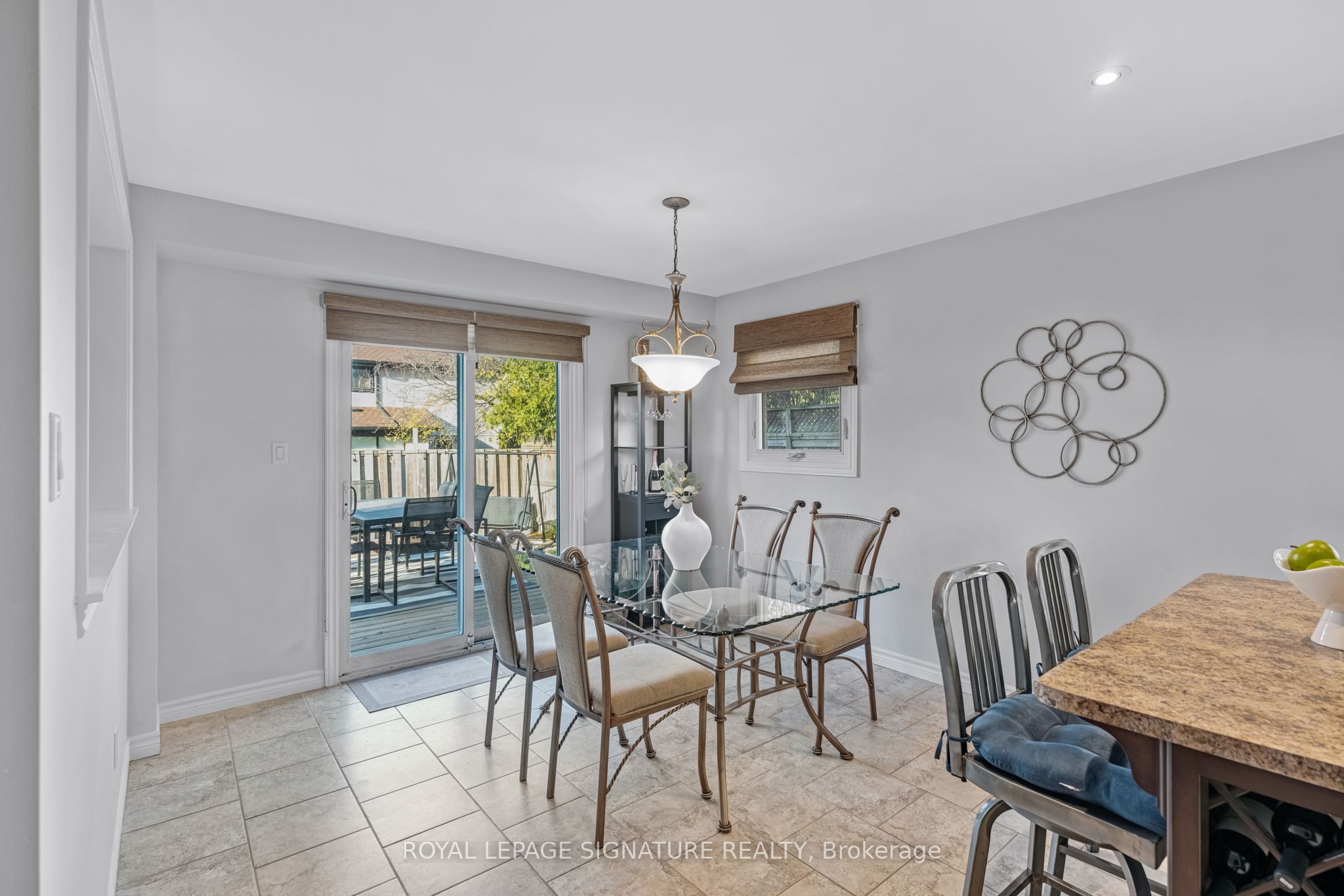 6282 Lavery Court