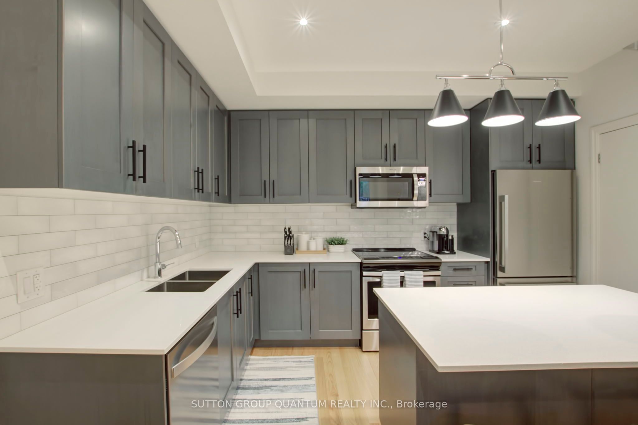 1190 Cawthra Road, #605