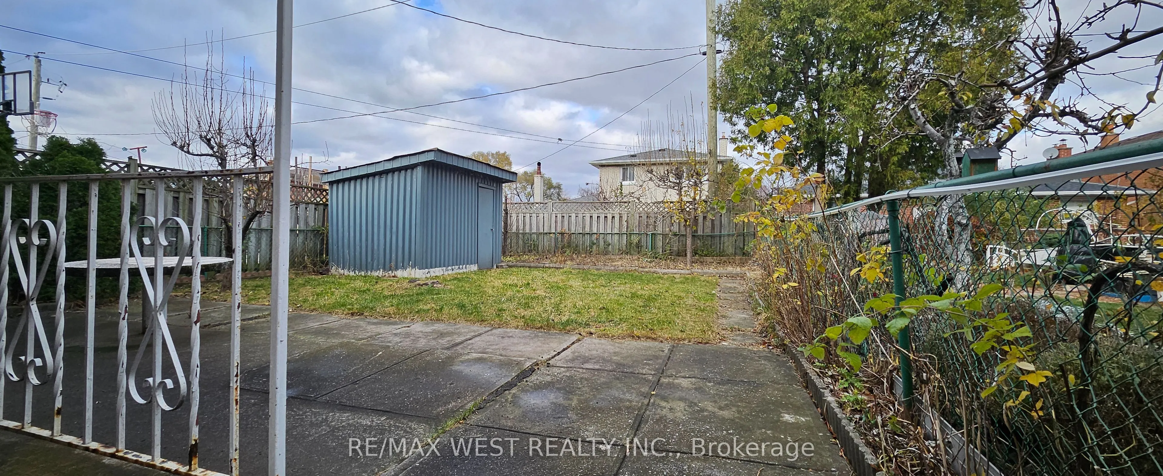 18 Richgrove Drive