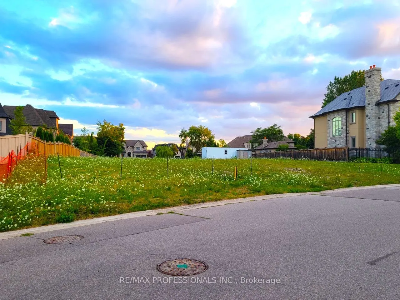 6832 Campbell Settler Court