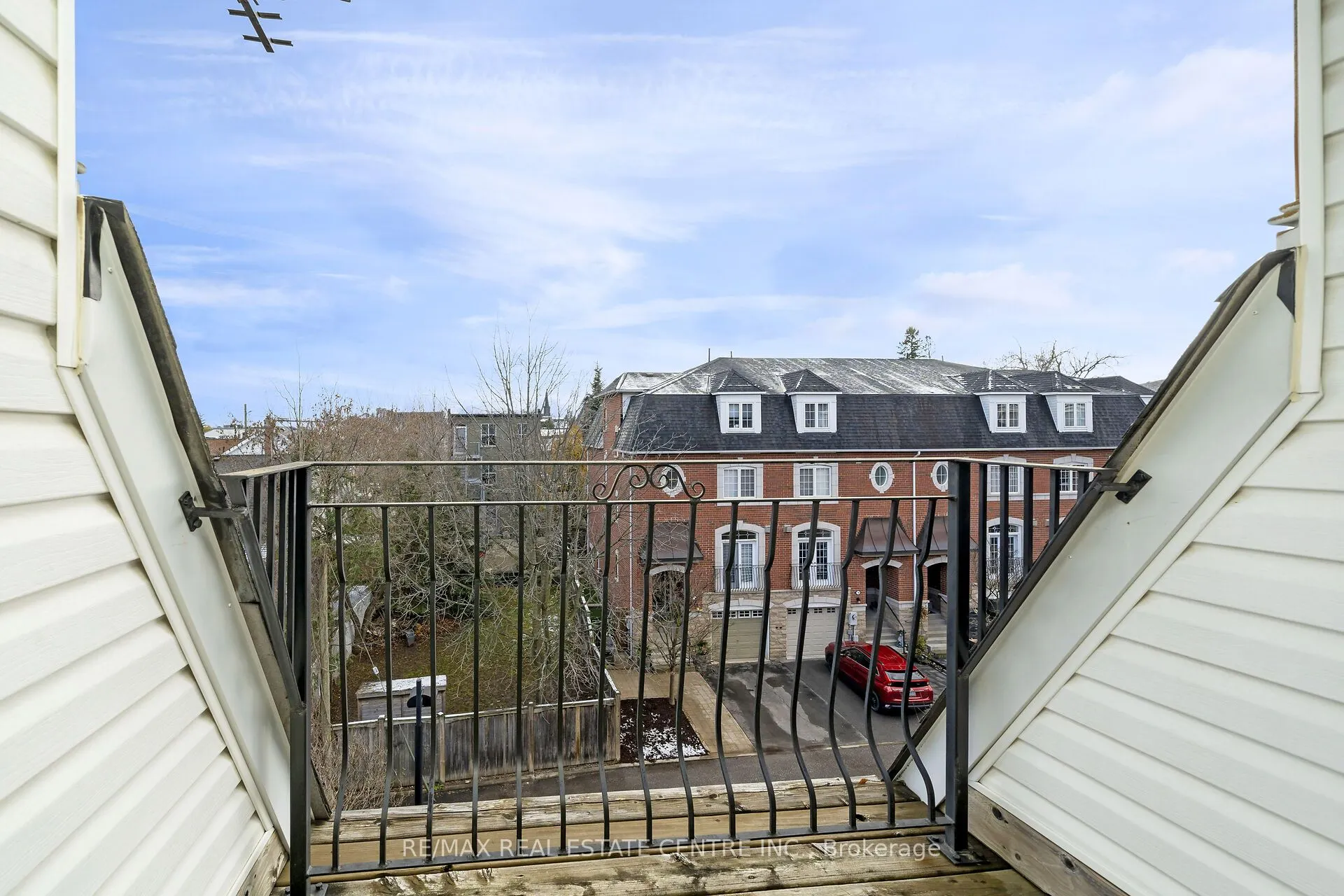 5 A James Street