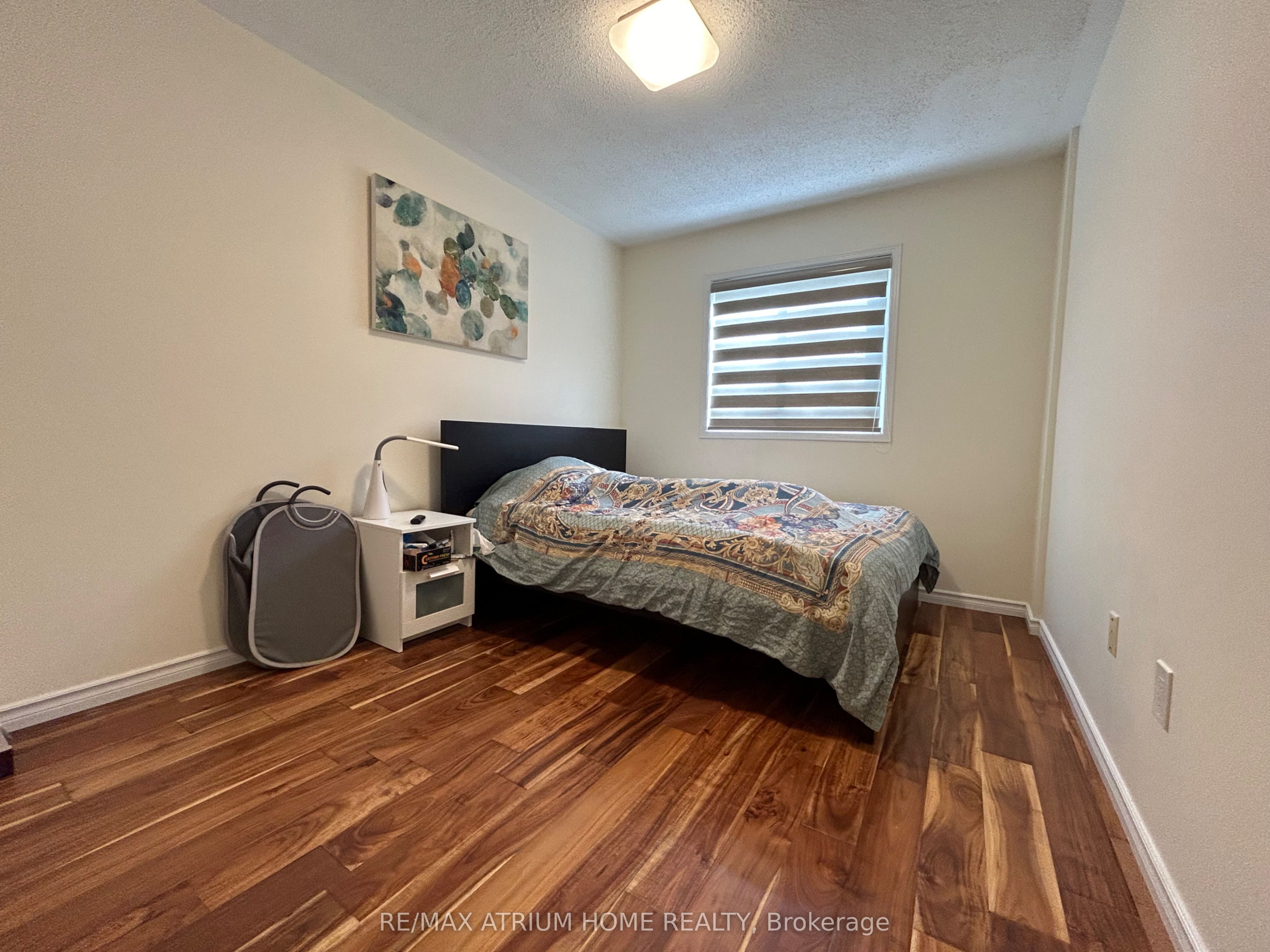 3077 Hawktail Crescent